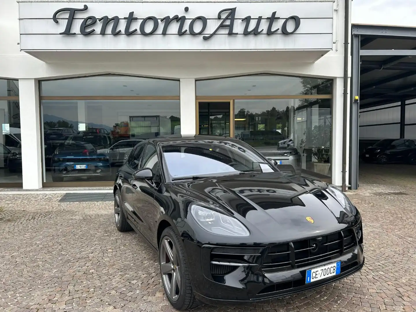 Porsche Macan 2.9 GTS SOLO 10.800KM Negro - 1
