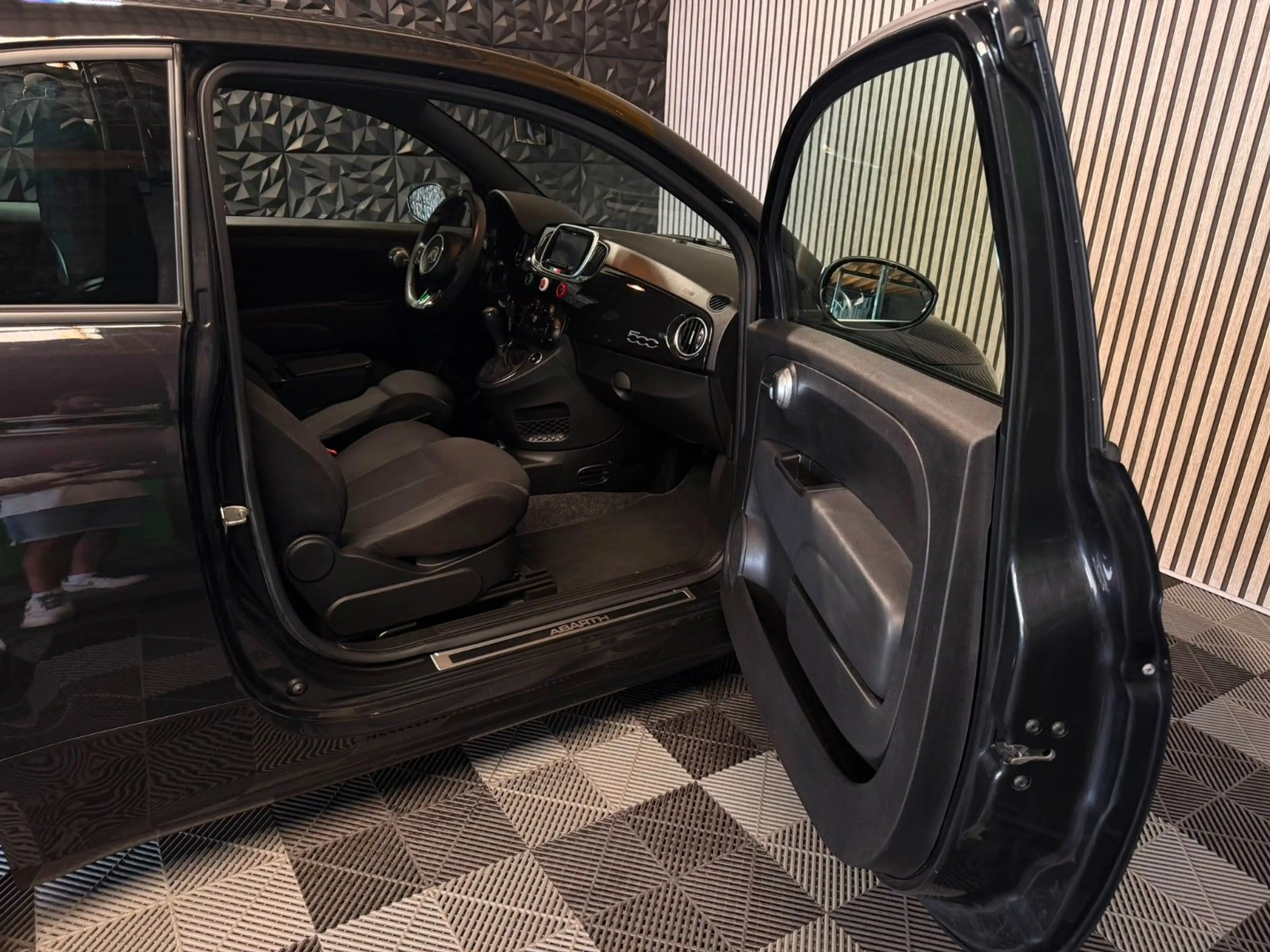 Abarth 500 595 Nur 38000KM — photo 11