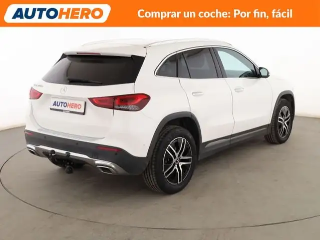 Mercedes-Benz GLA view 6