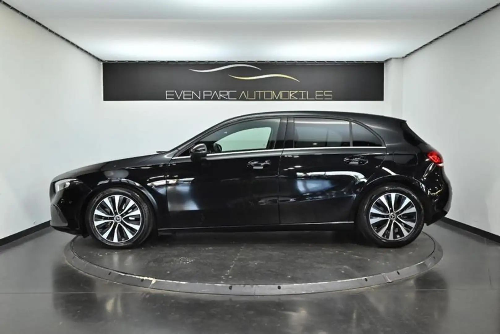 Mercedes-Benz A 180 180 d 8G-DCT Style Line - 2