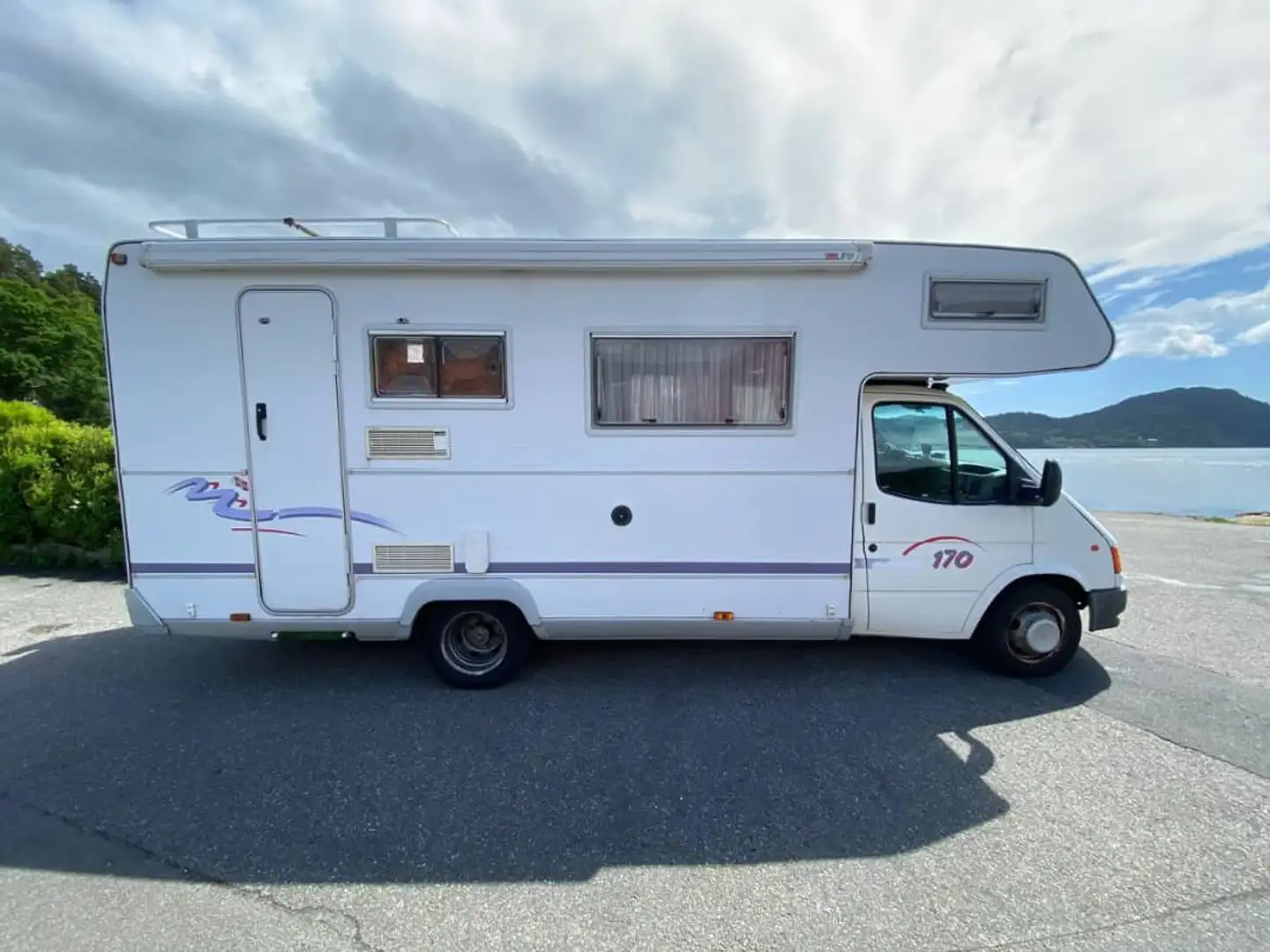 Caravans-Wohnm Challenger 170 Білий - 2