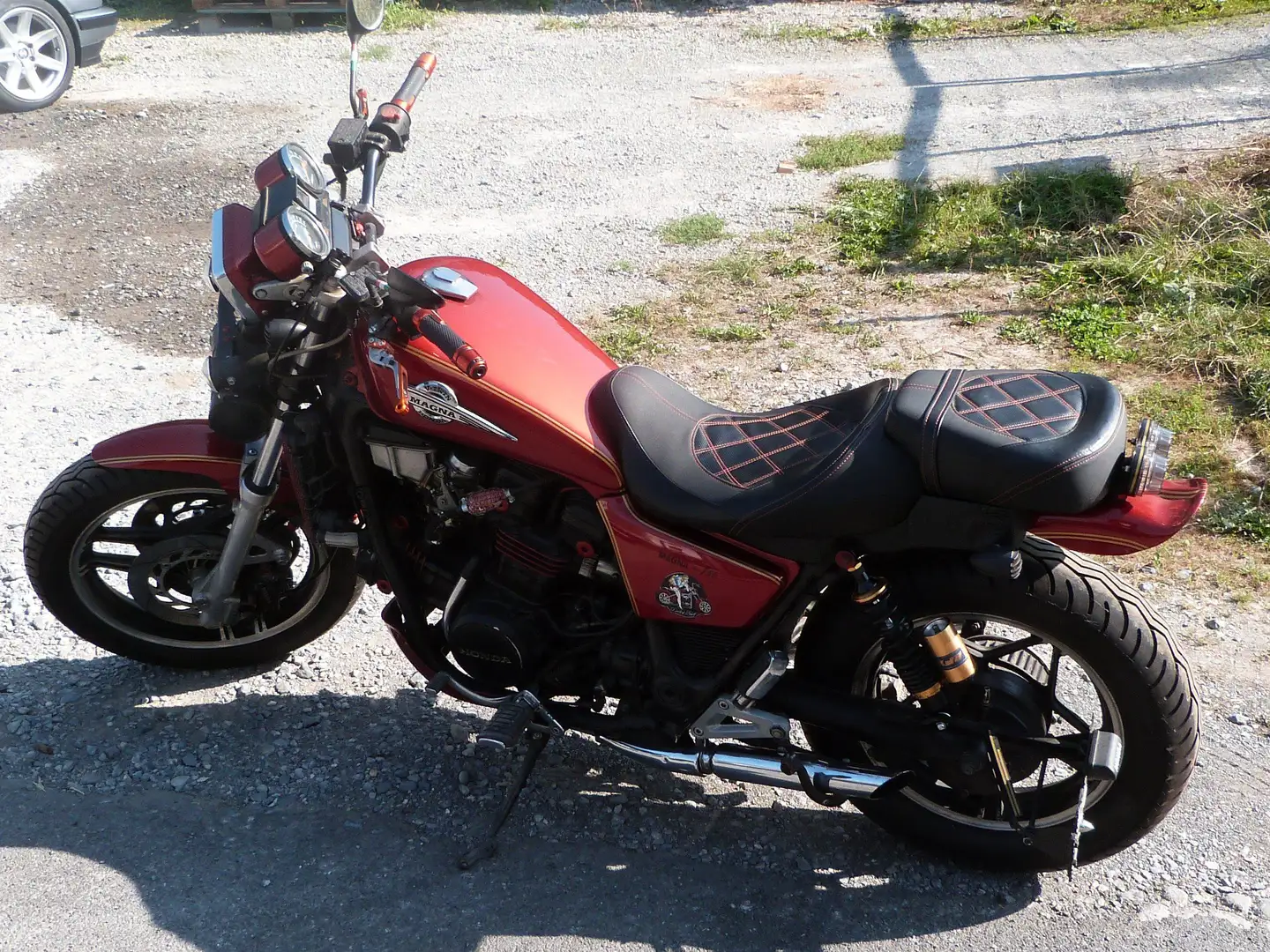 Honda VF 750 - 1