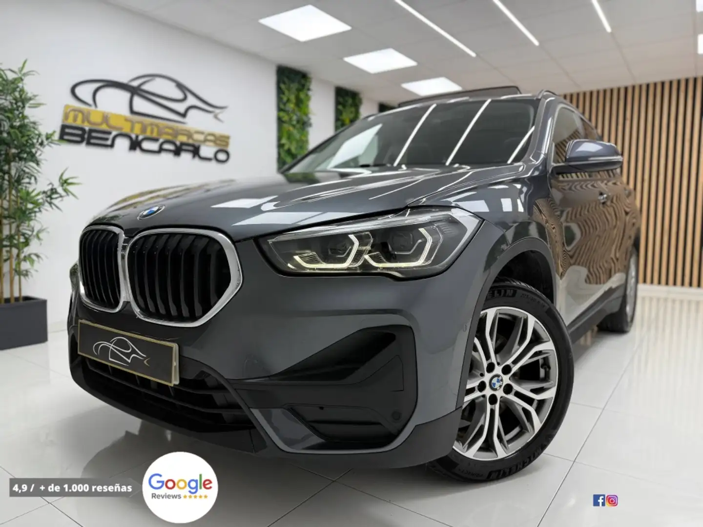 BMW X1 sDrive 18iA Gris - 2