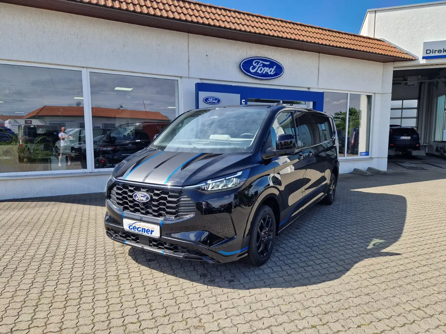 Ford Transit Custom 320L2 Sport PHEV 2xS.Tür AHK ACC Zwart - 2