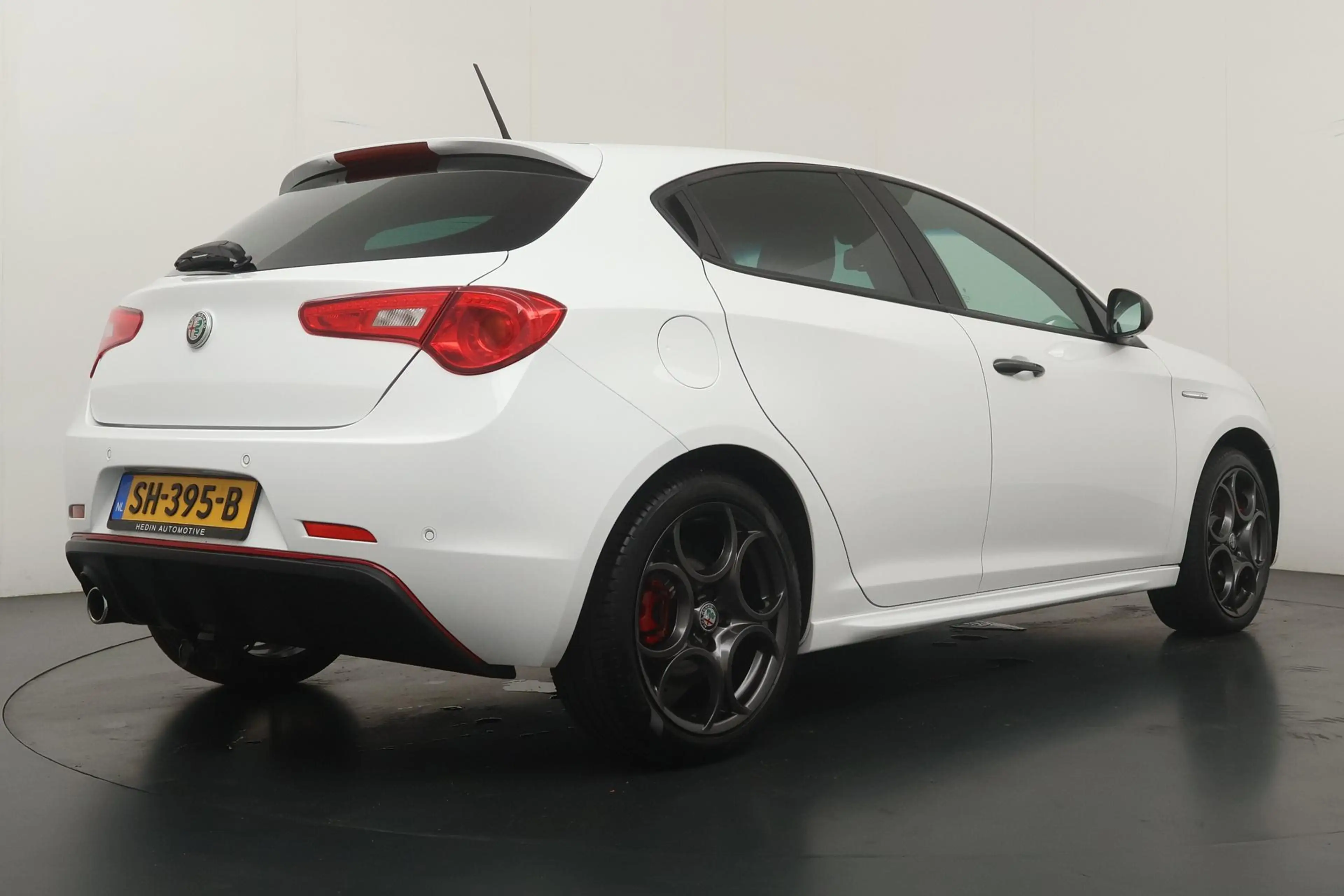 Alfa Romeo Giulietta 1.4 170pk Turbo MultiAir Super Automaat | Trekhaak — photo 2