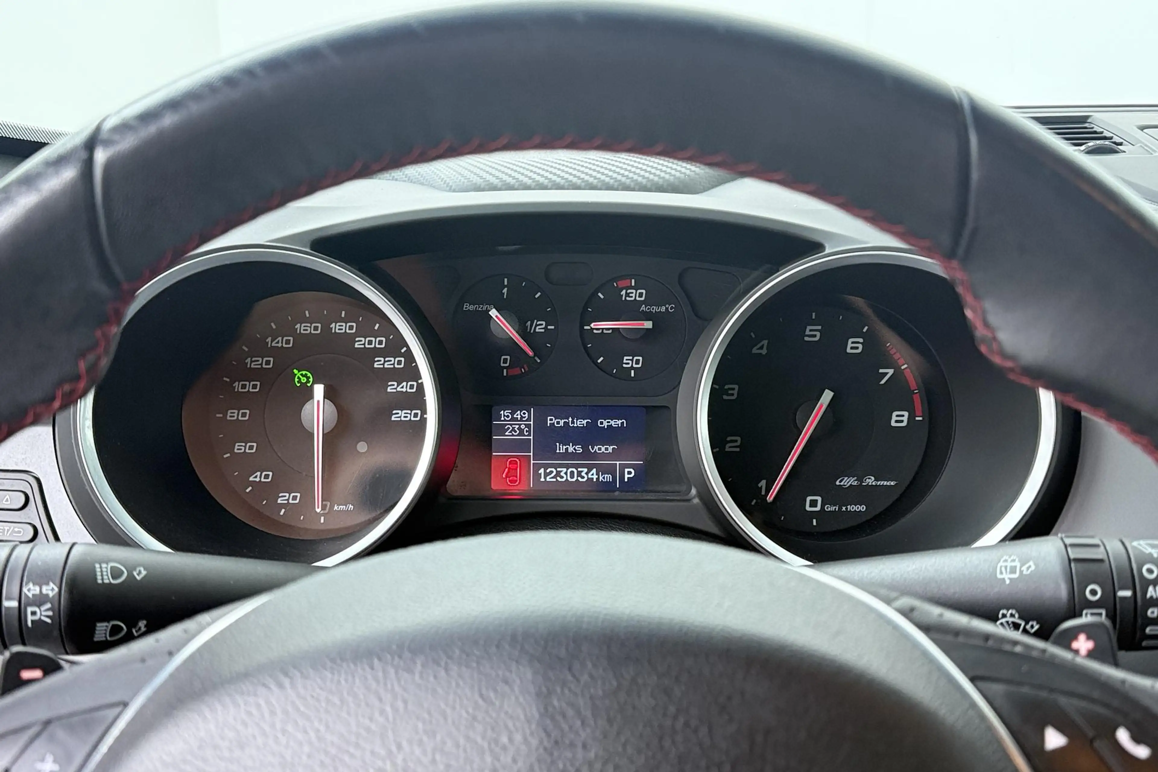 Alfa Romeo Giulietta 1.4 170pk Turbo MultiAir Super Automaat | Trekhaak — photo 6