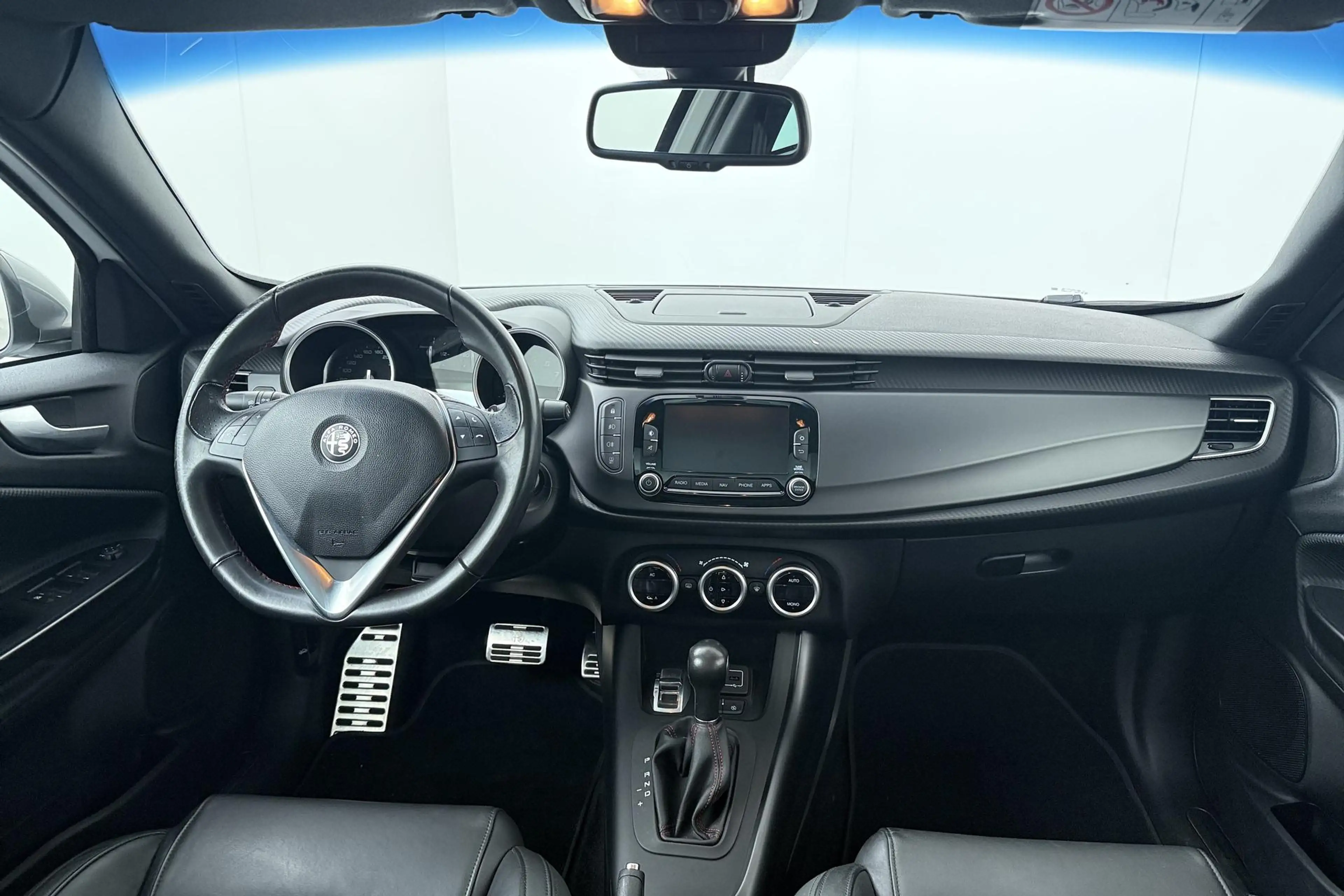 Alfa Romeo Giulietta 1.4 170pk Turbo MultiAir Super Automaat | Trekhaak — photo 4