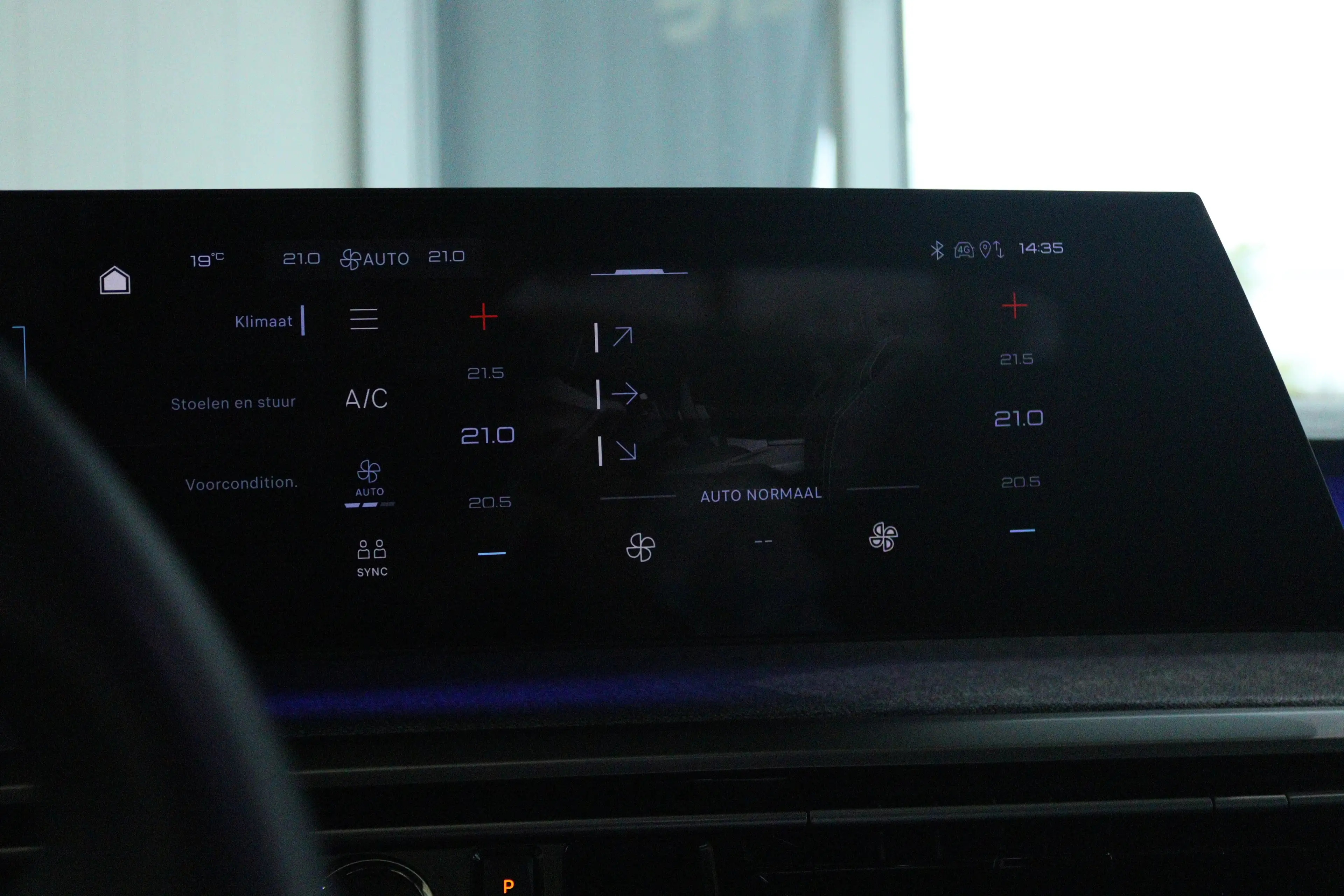 Peugeot 3008 e-3008 GT 73 kWh | SOH 94% | Adapt. Cruise | Stoel — photo 26