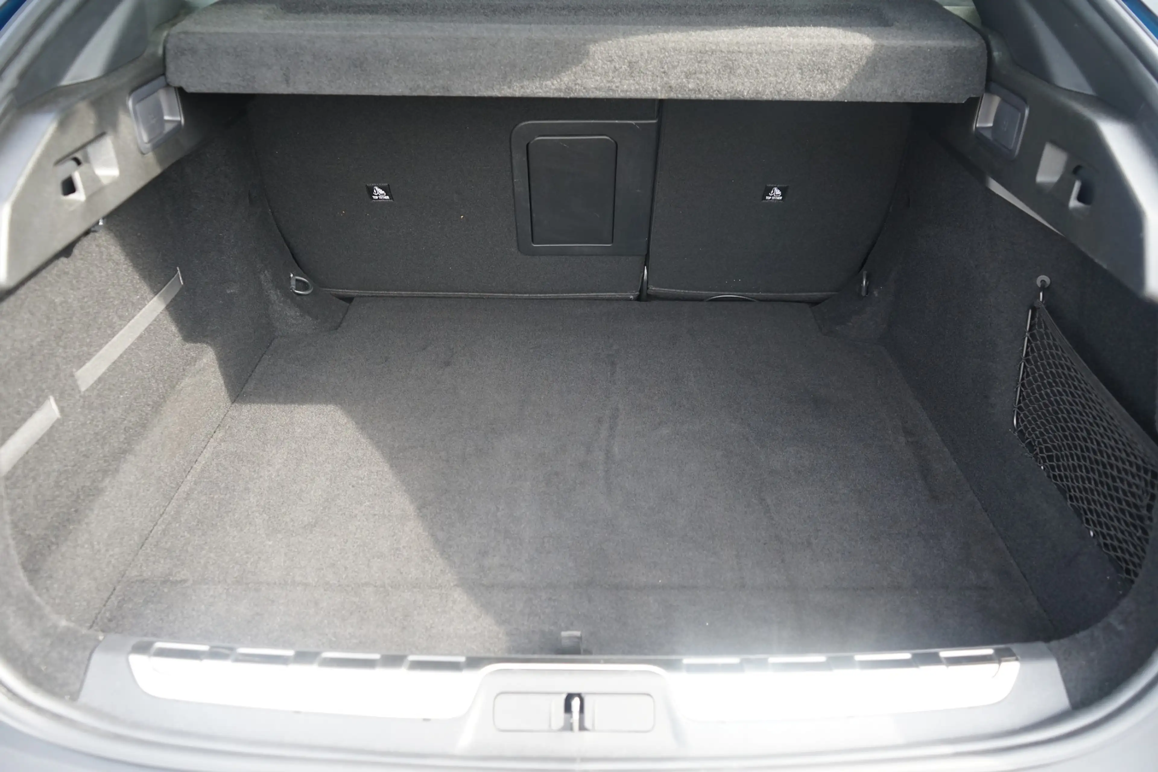 Peugeot 408 1.2 12V e-THP GT-Line LED Navi Kamera ACC — photo 8