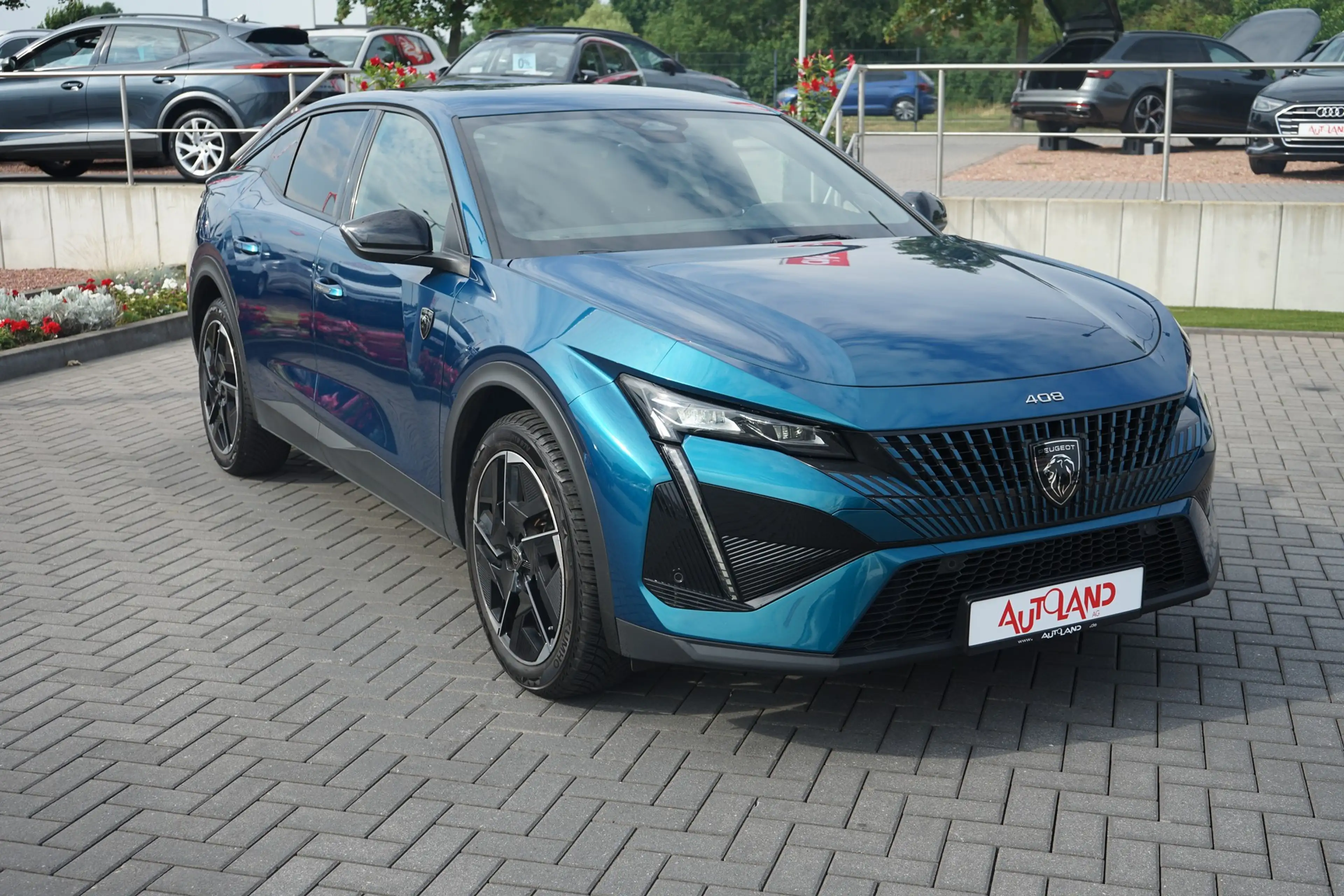 Peugeot 408 1.2 12V e-THP GT-Line LED Navi Kamera ACC — photo 4