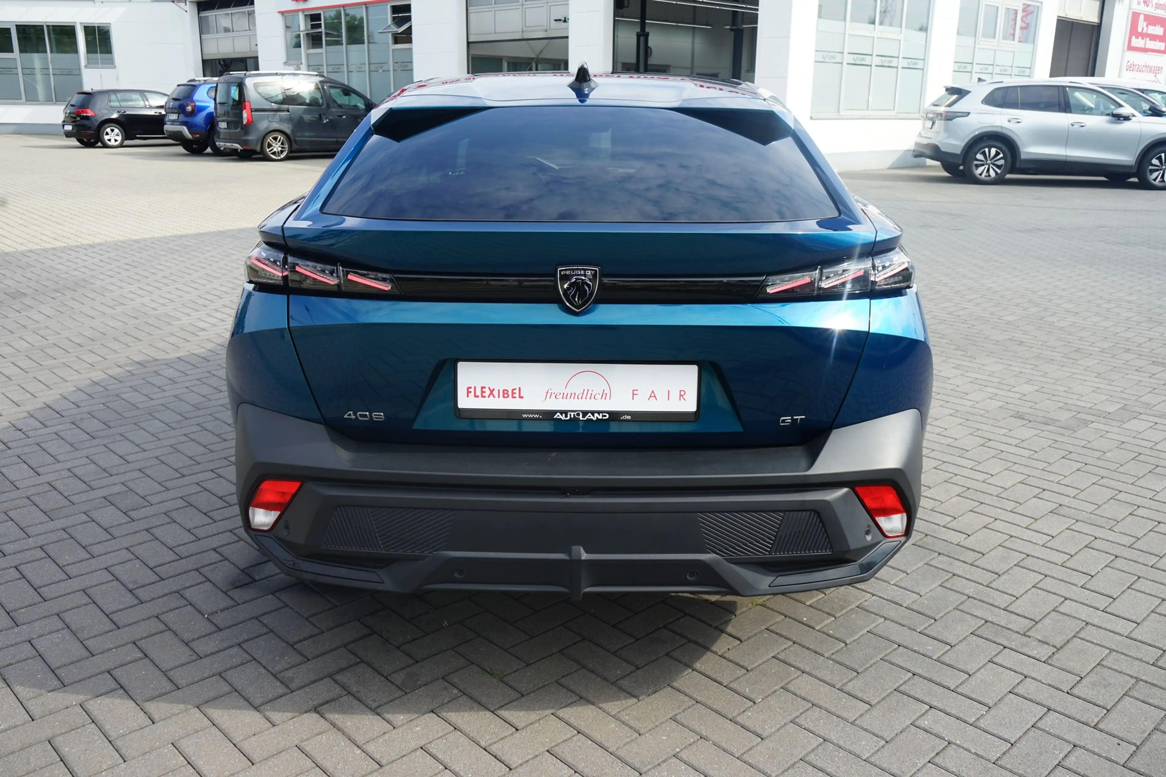 Peugeot 408 1.2 12V e-THP GT-Line LED Navi Kamera ACC — photo 7