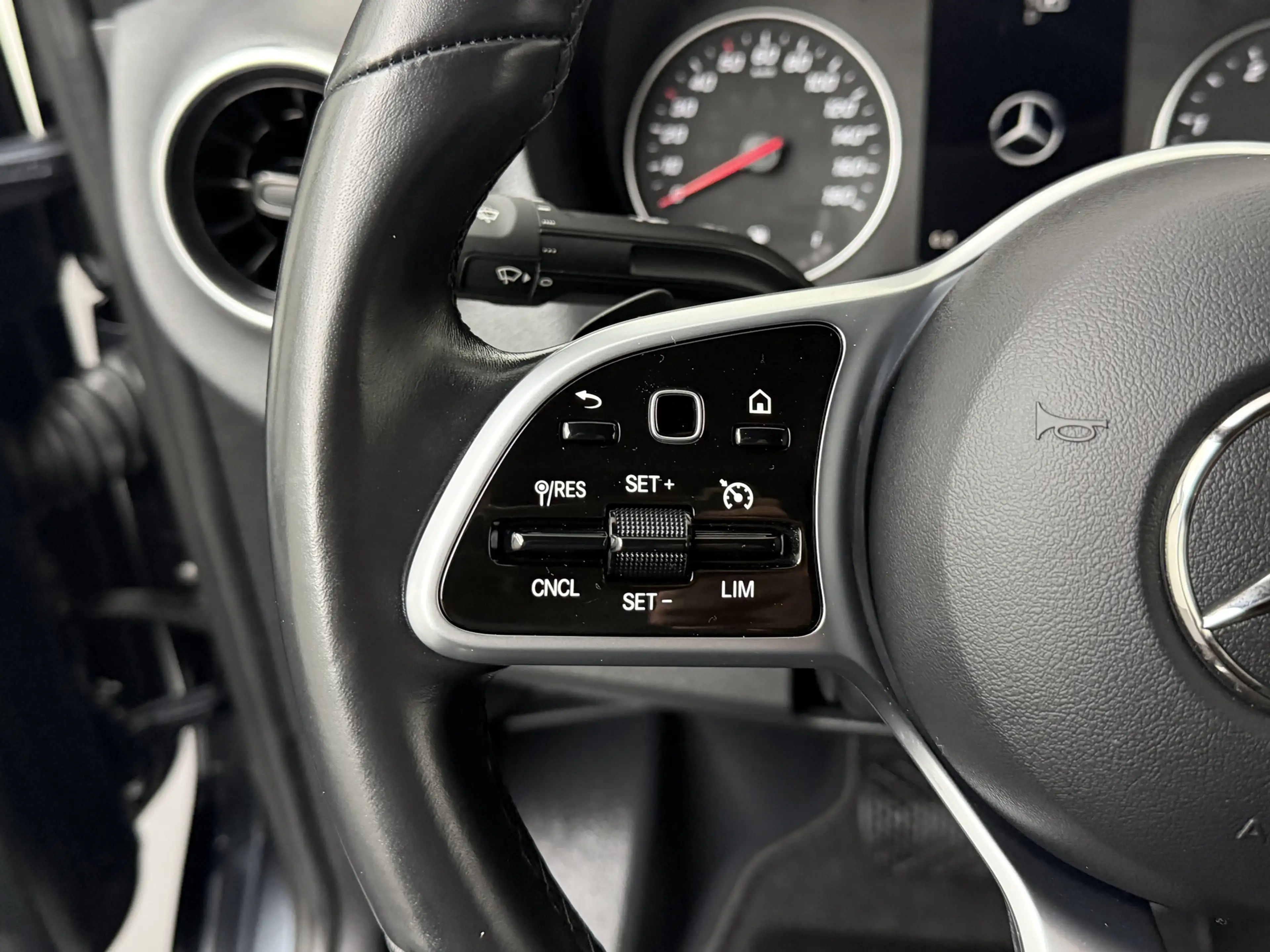 Mercedes-Benz Sprinter 319CDI L3H2 Maxi 4x4 Xperience Edition | Navigatie — photo 17