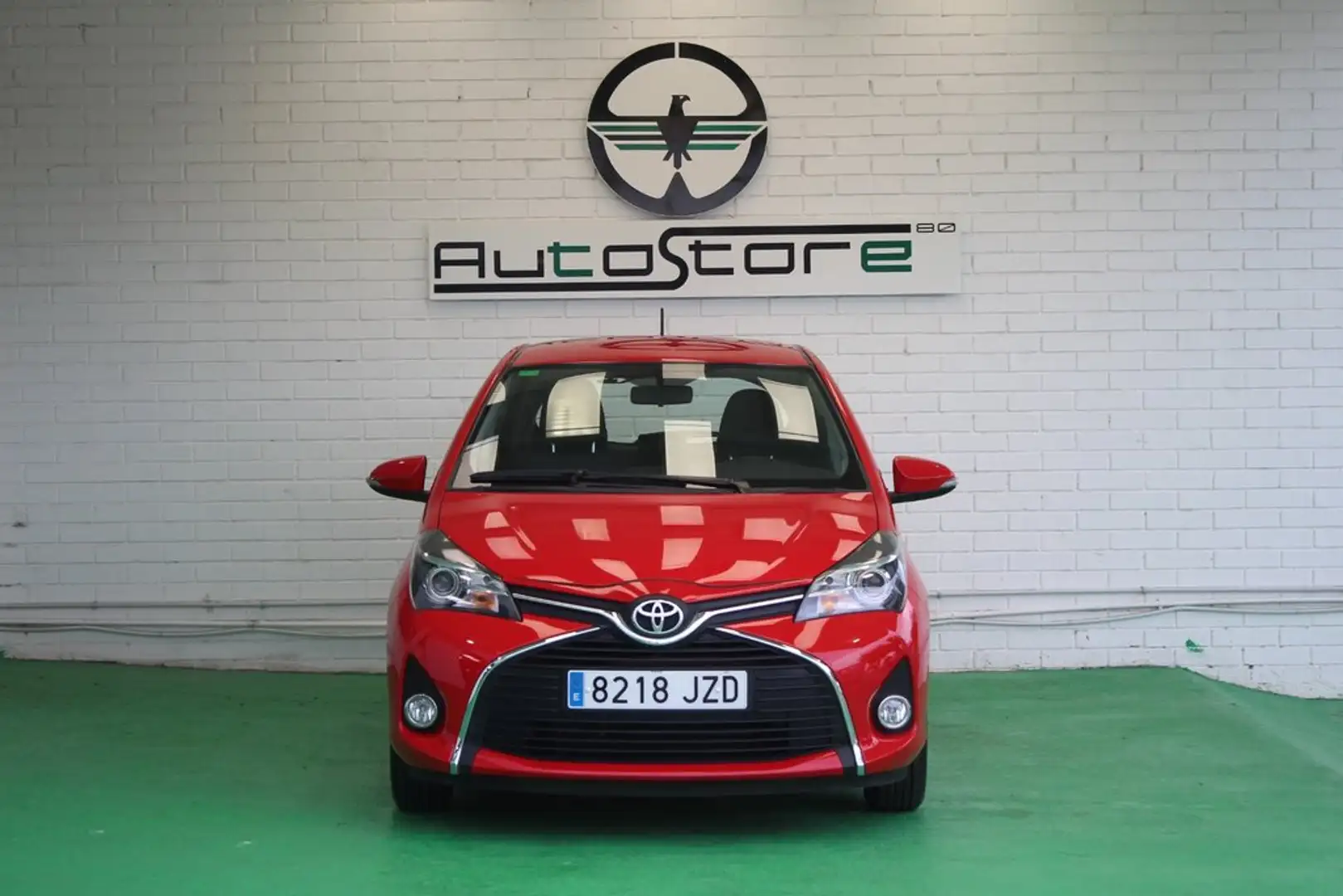Toyota Yaris 1.3 100 Feel Rood - 2