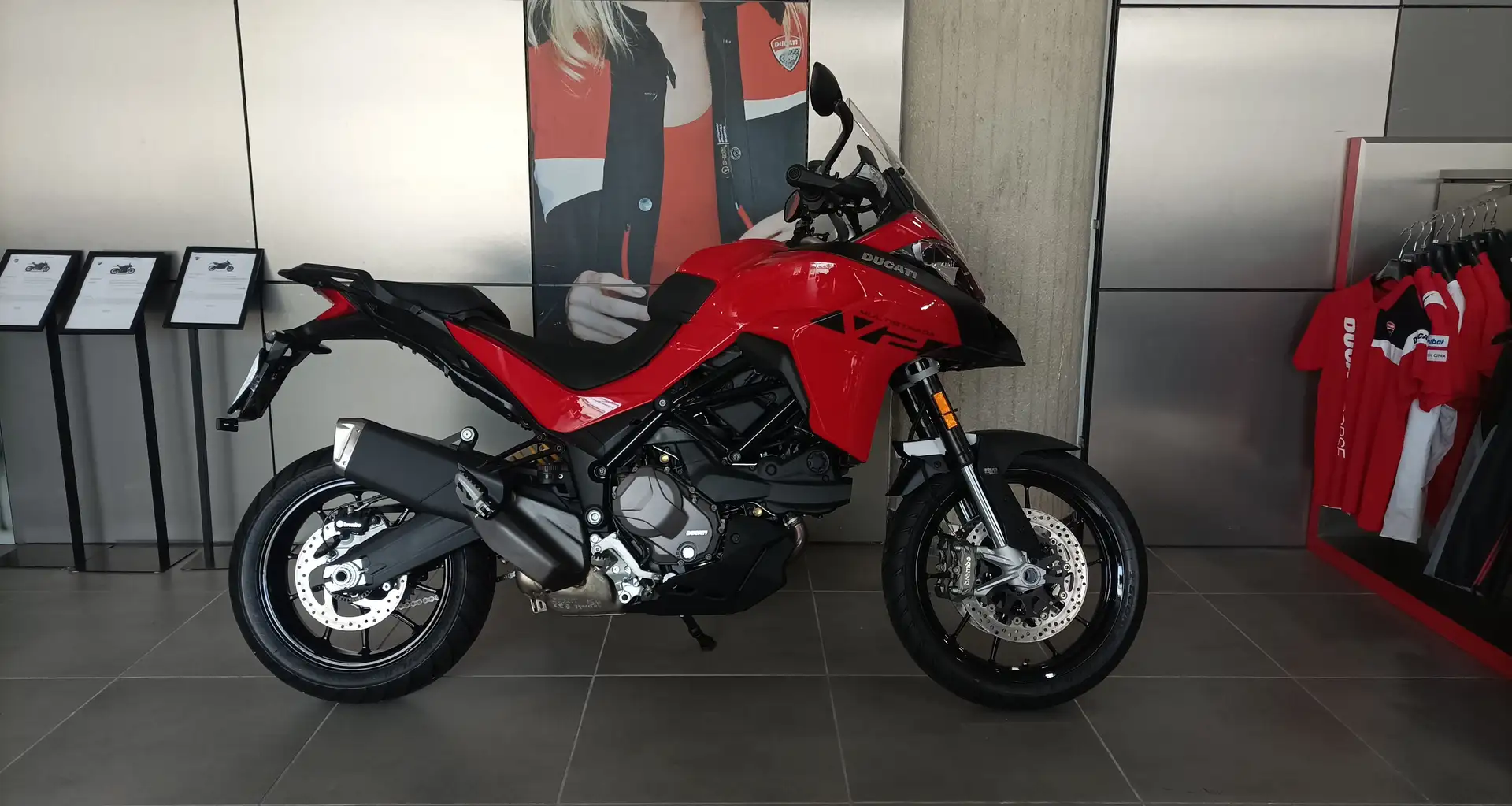 Ducati Multistrada 950 V2 Red - 1