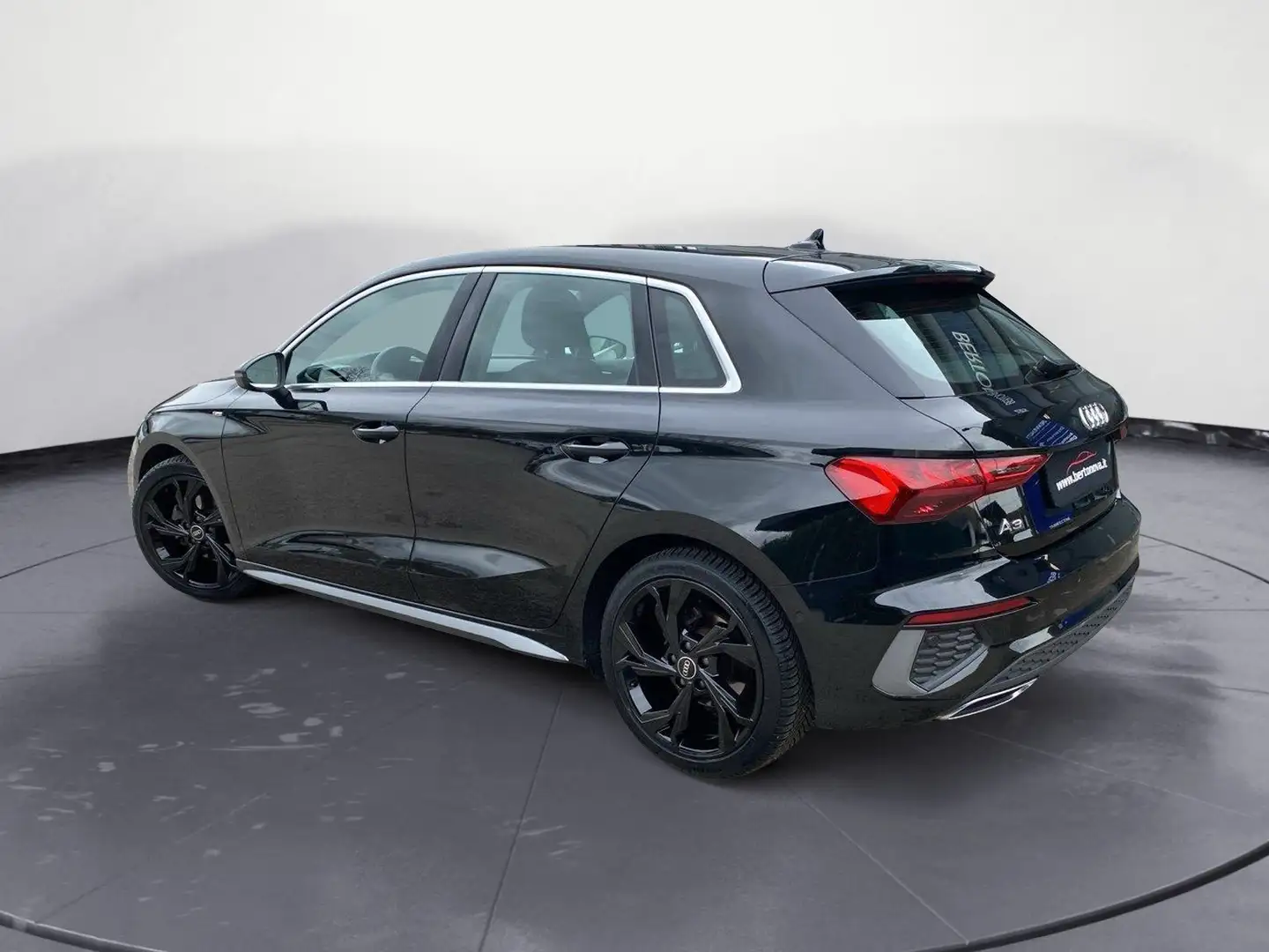 Audi A3 SPB 30 TDI S tronic S line edition Negro - 2