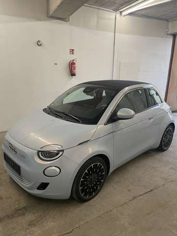 Fiat 500e La Prima Faltdach 1. Hand