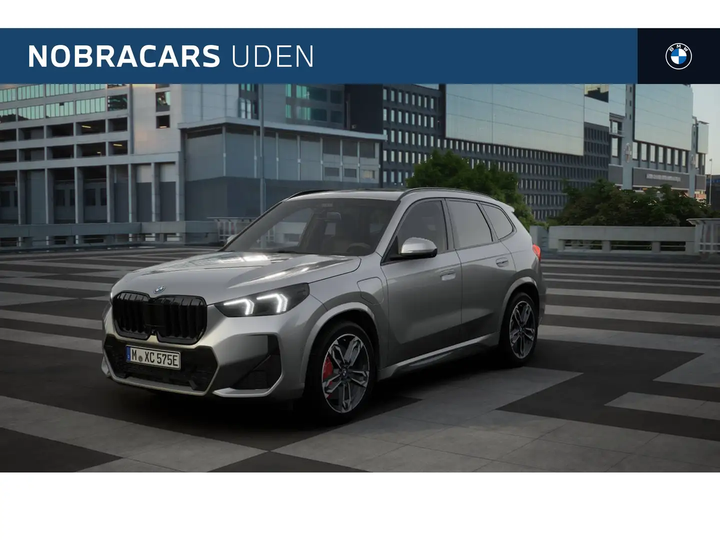 BMW X1 xDrive25e M Sport Automaat / Panoramadak / Trekhaa Zilver - 1