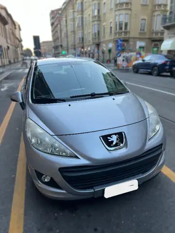 Peugeot 207 view 6