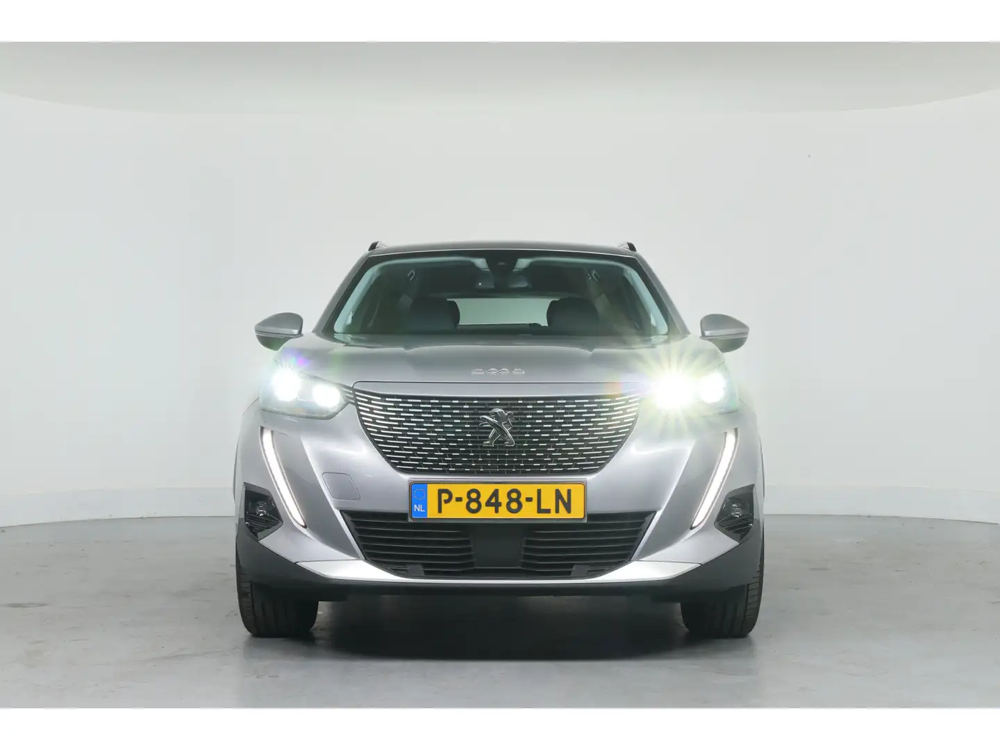 Peugeot e-2008 EV Allure 50 kWh | Camera | Keyless | Led | Climat Szary - 2