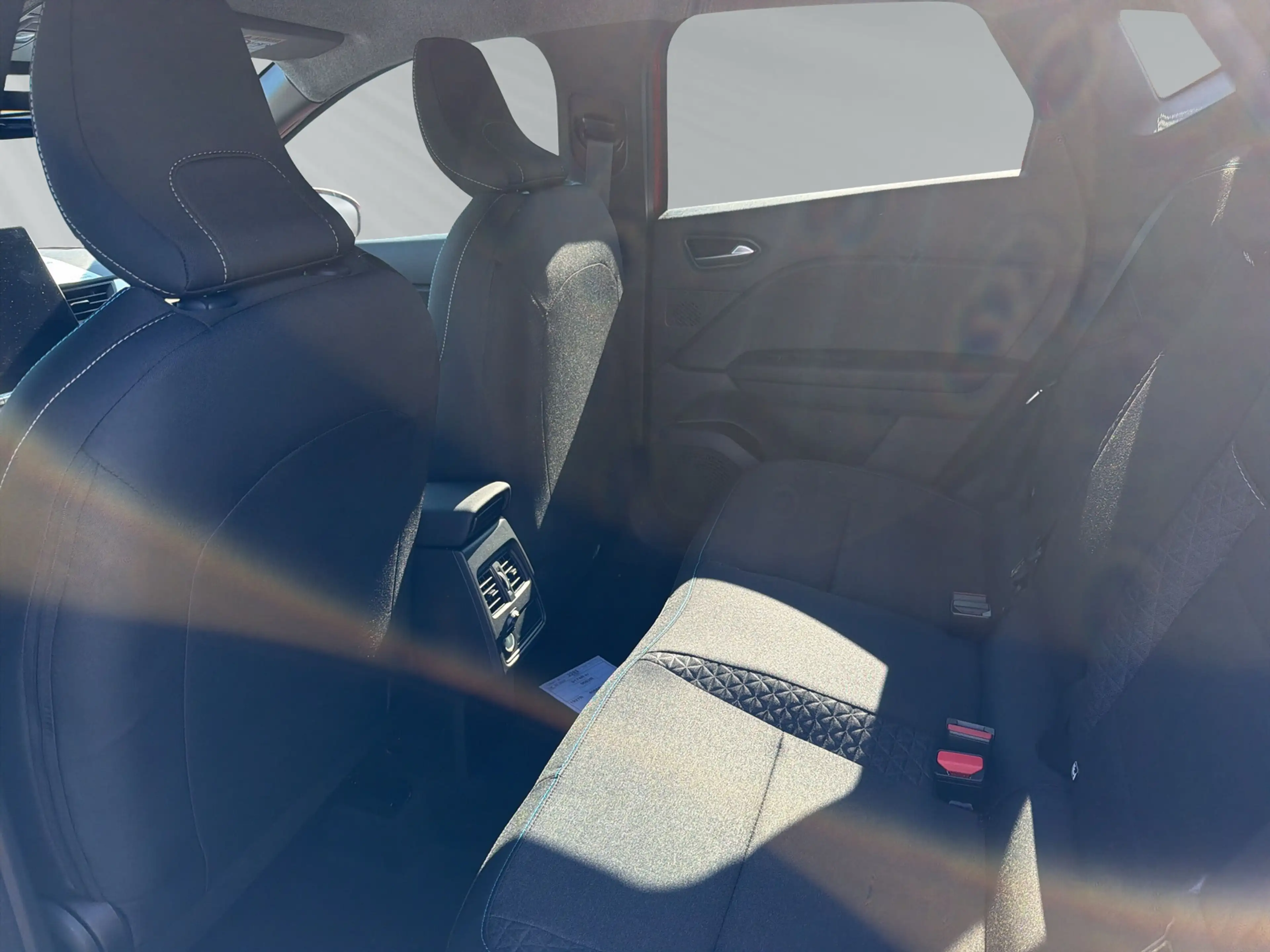 Renault Captur II 1.2 TCe 115 Evolution — photo 8
