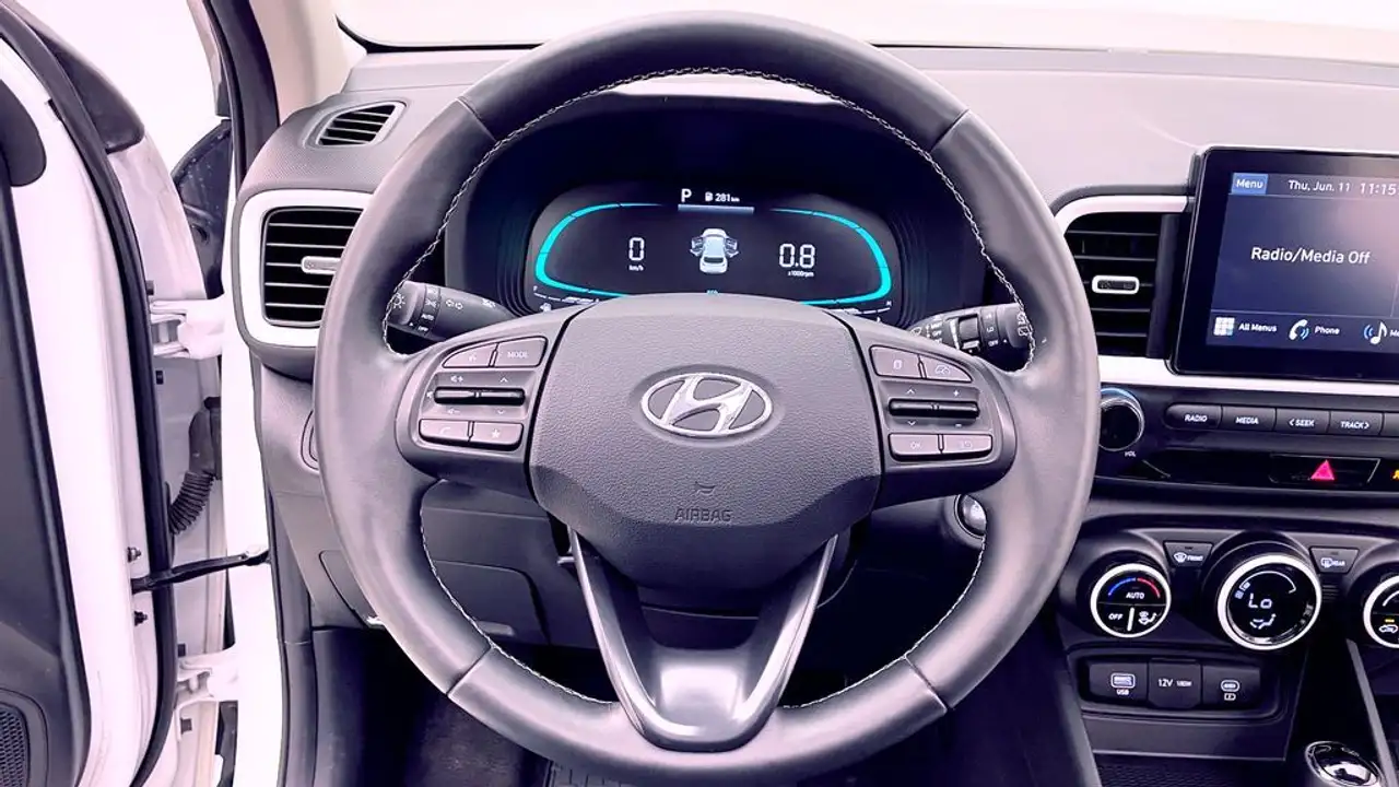 Hyundai Venue снимка Hyundai Venue