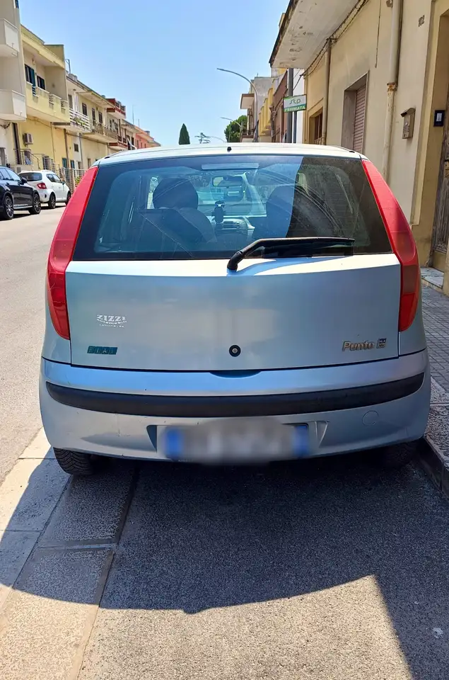 Fiat Punto 5p 1.2 16v HLX, foto 3