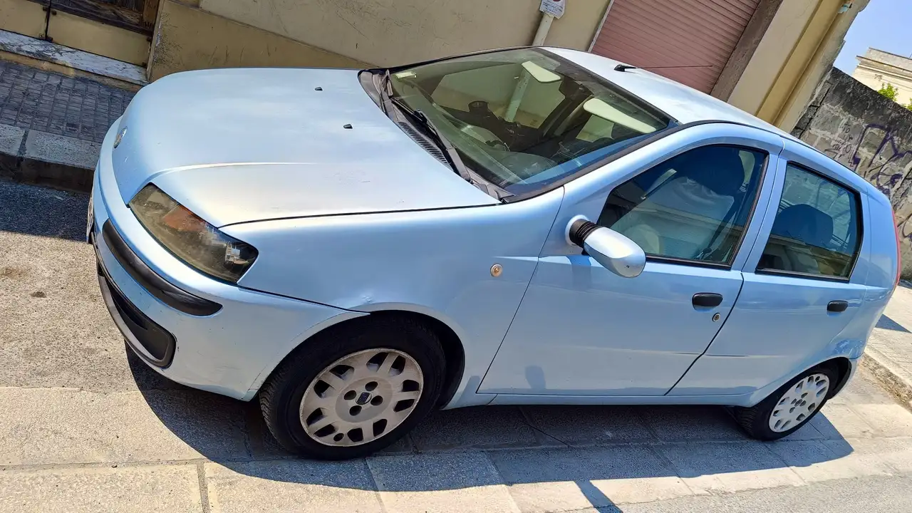 Fiat Punto 5p 1.2 16v HLX, foto 1