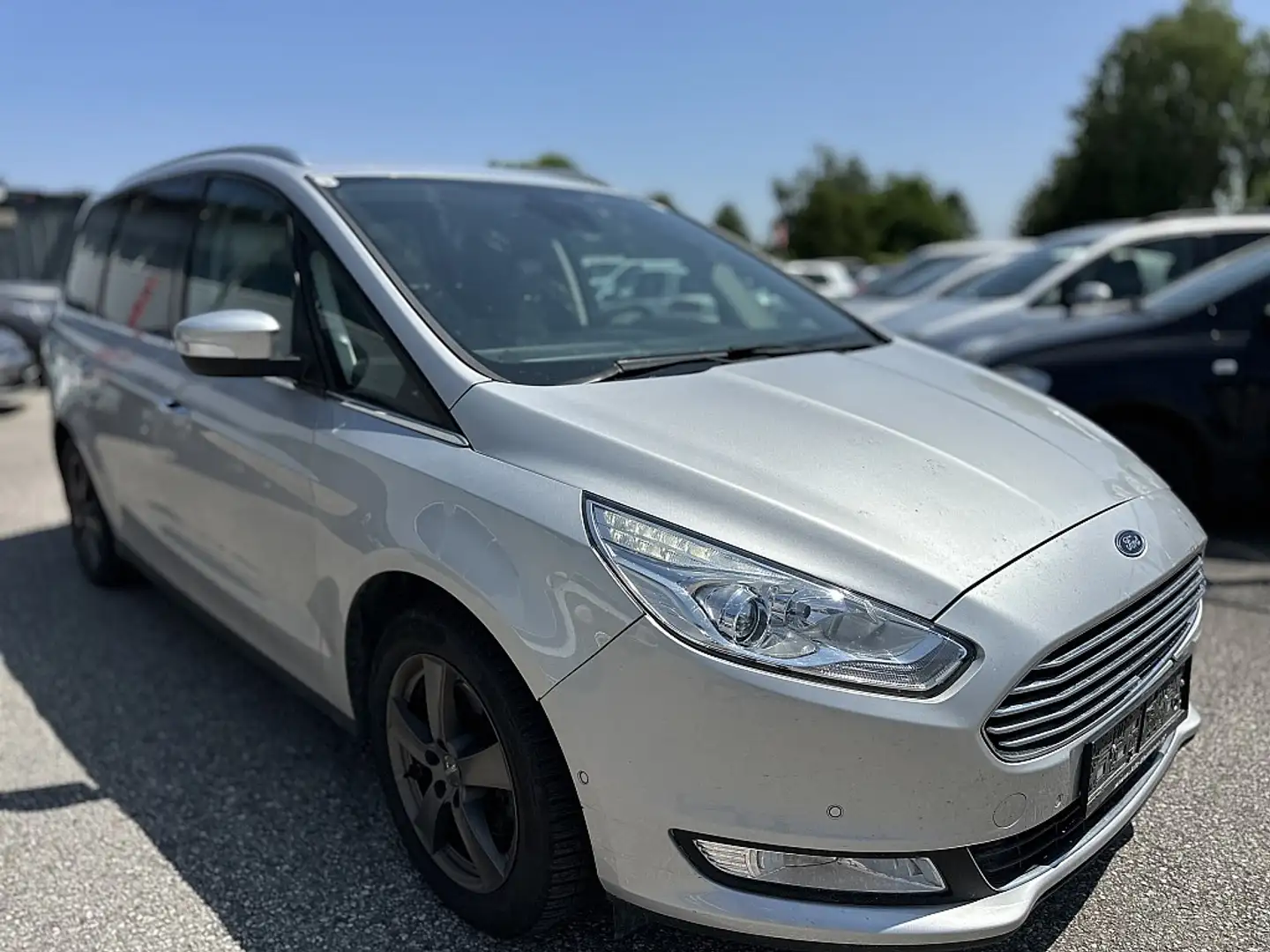 Ford Galaxy 2,0 TDCi Silber - 2