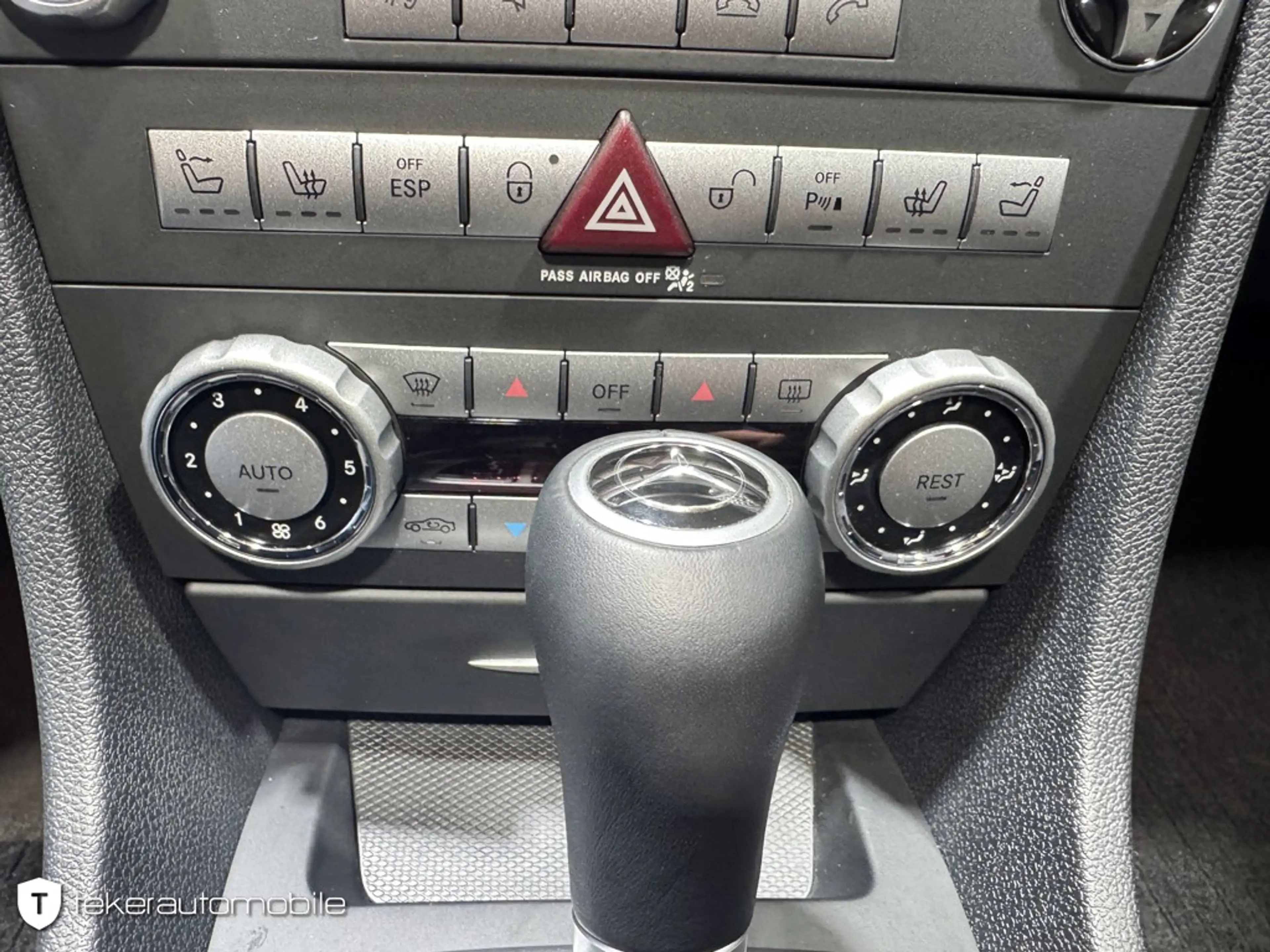Mercedes-Benz SLK 280 *Aut.*Leder*Navi*Xenon* — photo 14