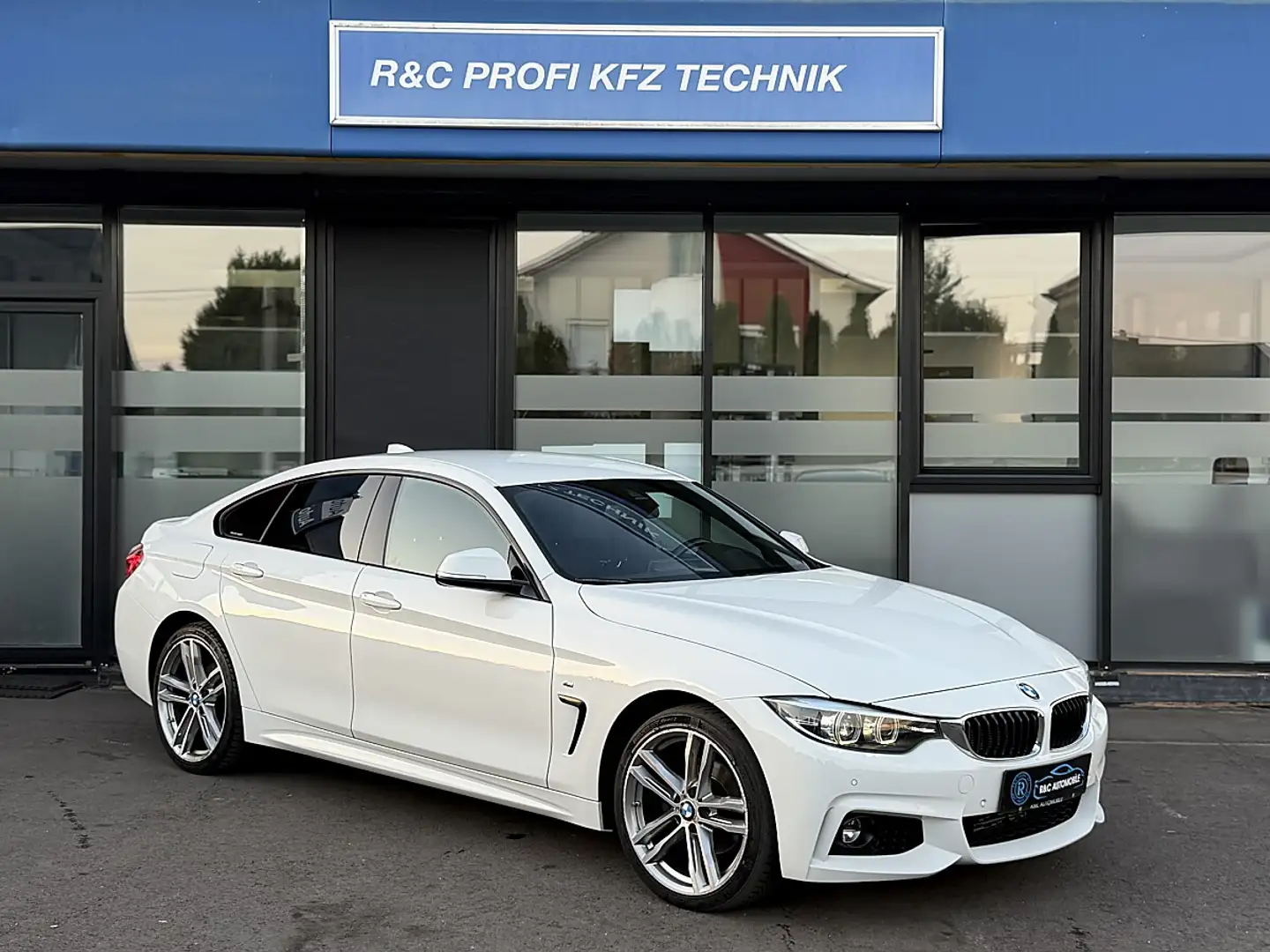 BMW 420 d Gran Coupe M Sport LCI/ HARMAN KARDON/HEAD UP... Weiß - 1
