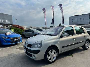 Clio II 2004 5p 1.2 16v Pack Dynamique
