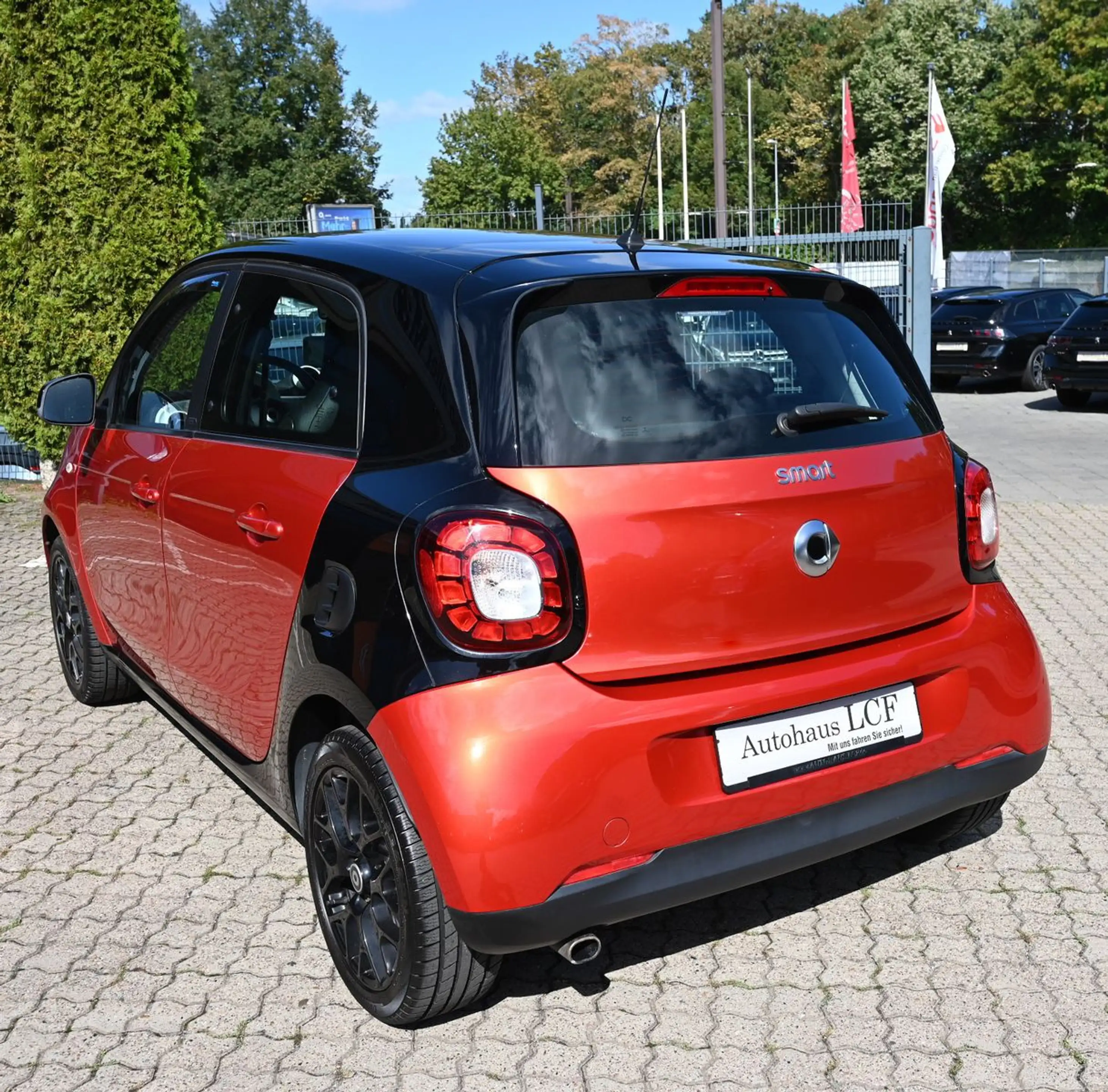 smart forFour Prime Navi PanoramaDACH Leder — photo 9