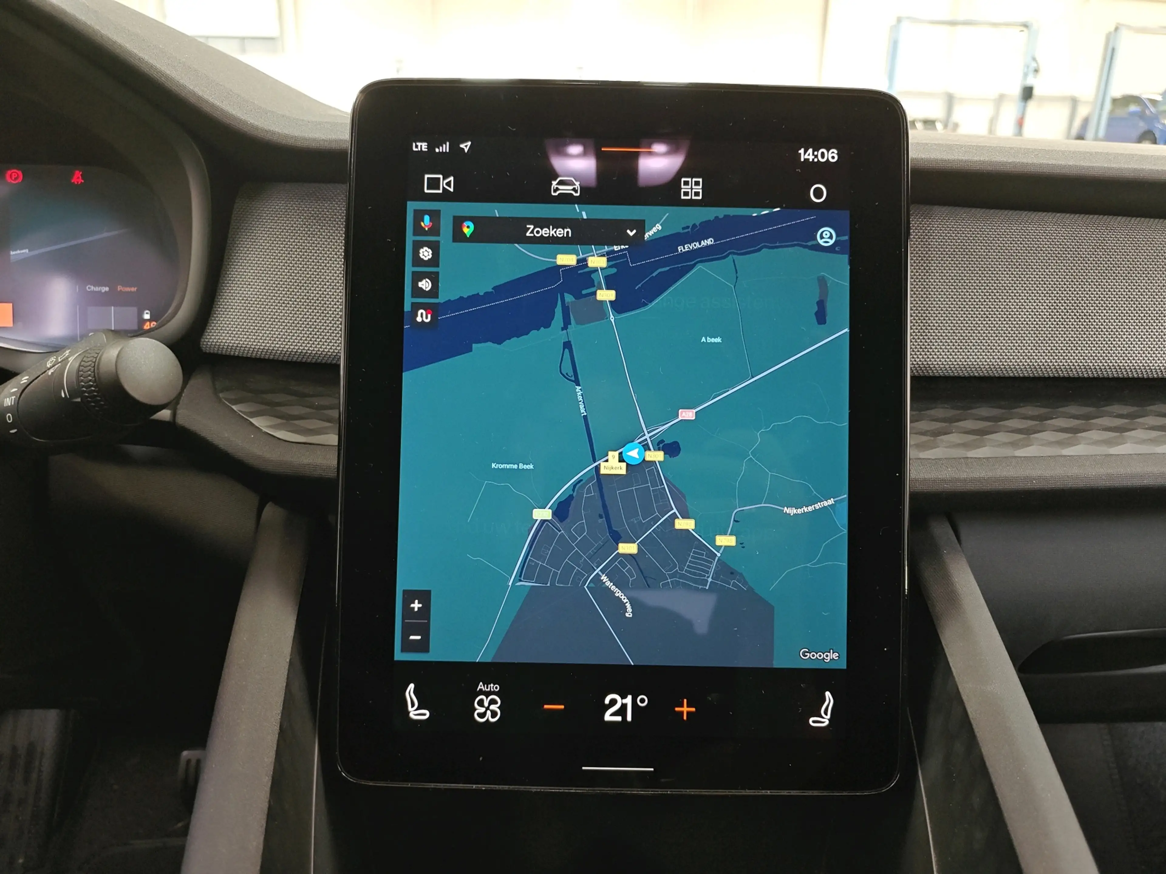 Polestar 2 78 kWh 231pk Long Range Single Motor | SOH 91% | P — photo 11