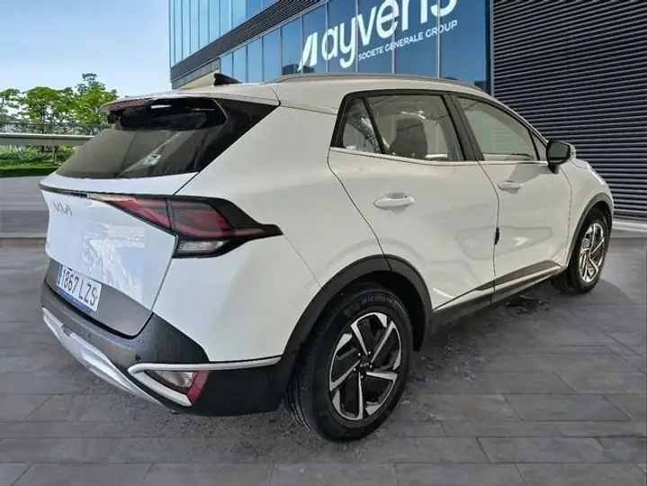 Kia Sportage 1.6 CRDi MHEV Business 4X4 2022, foto 4