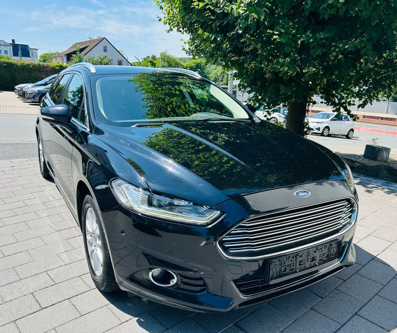 Ford Mondeo Turnier Titanium Noir - 2
