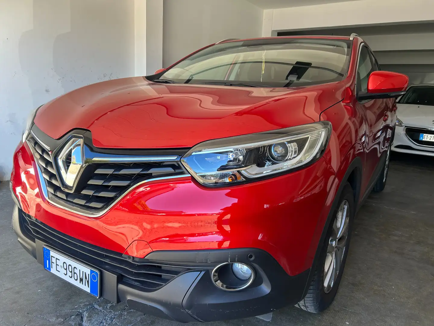 Renault Kadjar Kadjar2016  1.2 tce energy Intens 130cv edc Rood - 2