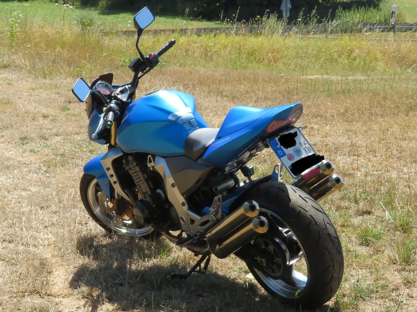 Kawasaki Z 1000 Bleu - 2