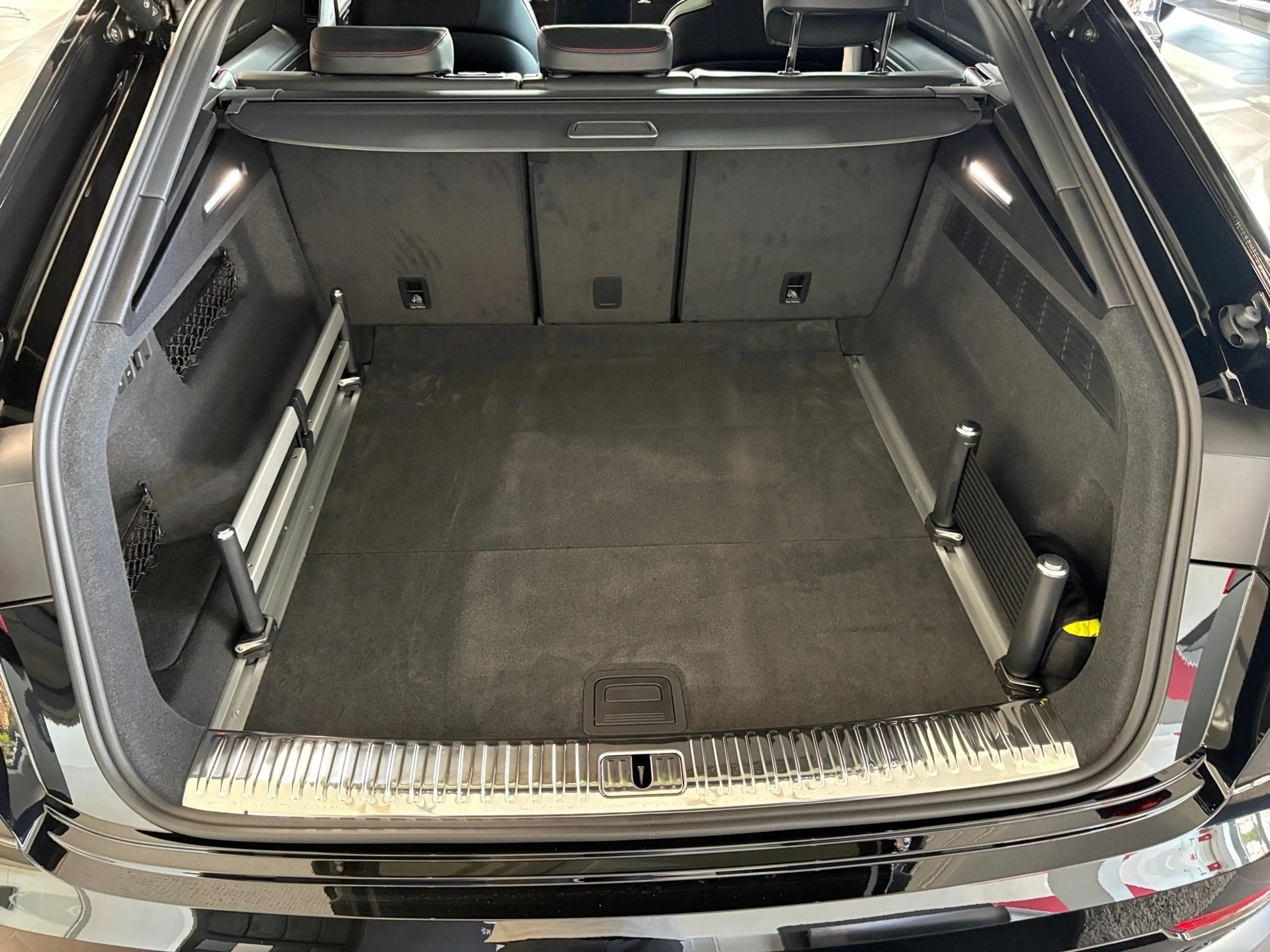 Audi RS Q8 RSQ8 SUV performance Allradlenkung*Anhängerkupplun — photo 5