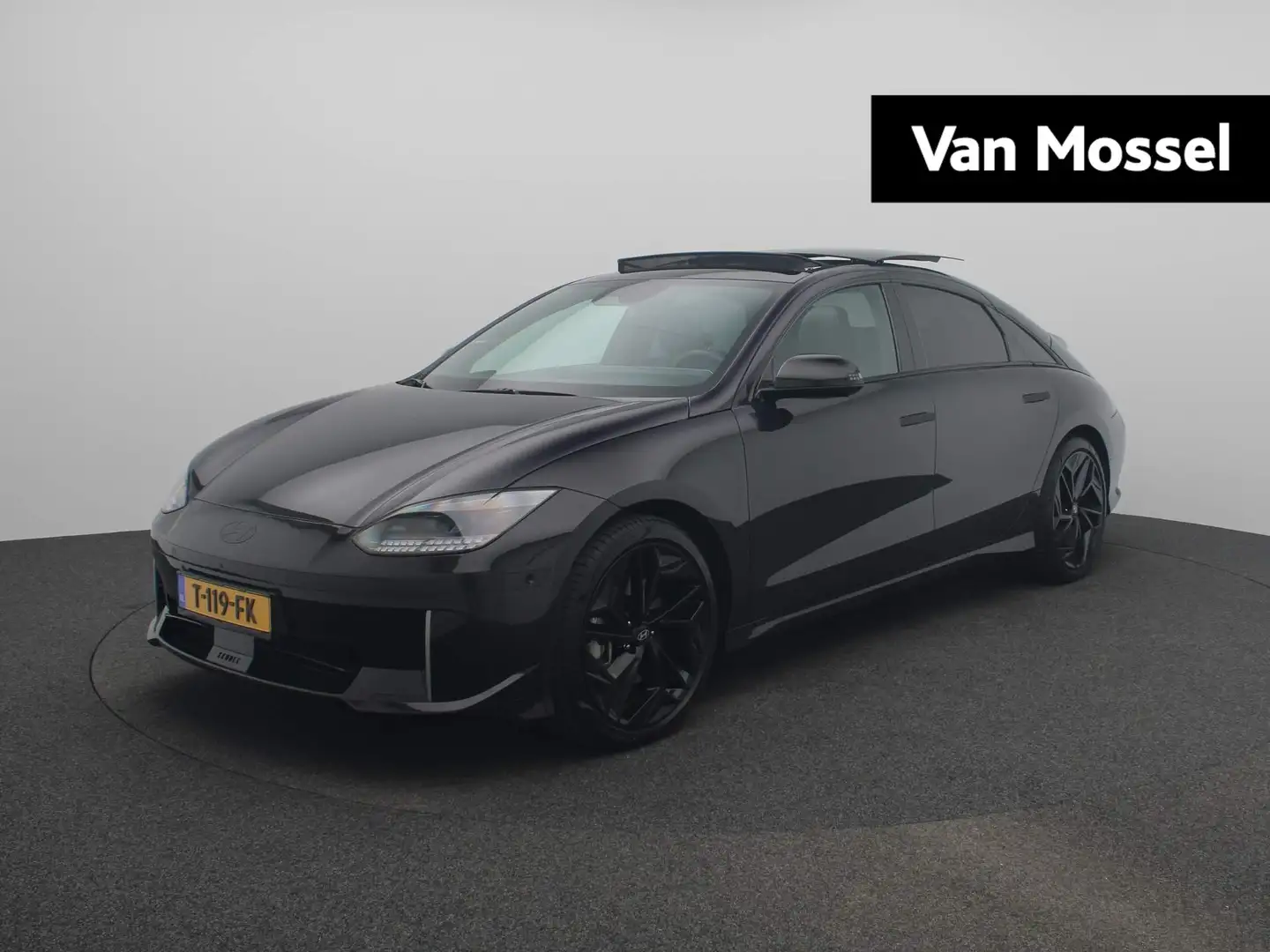 Hyundai IONIQ 6 First Edition AWD 77.4 kWh Hyundai IONIQ 6 First E Blauw - 1