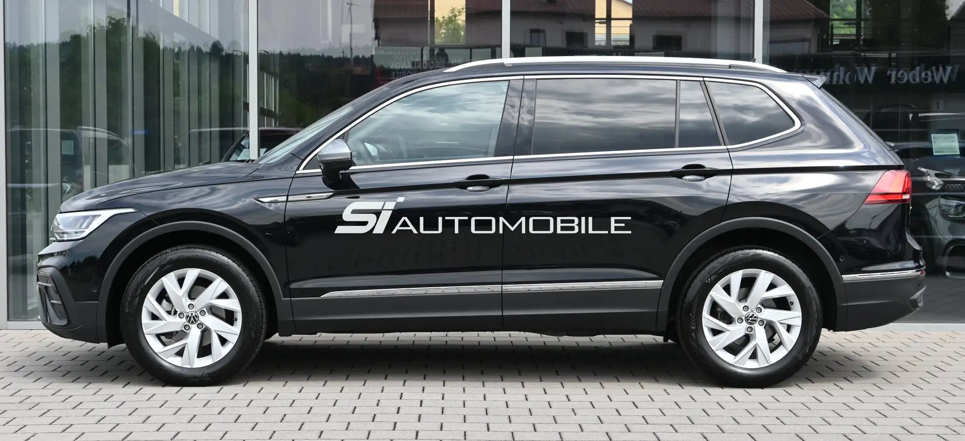 Volkswagen Tiguan Allspace 2.0 TDI Life *ACC*AHK*STANDHEIZ.*8-FACH*IQ*360° Negro - 2