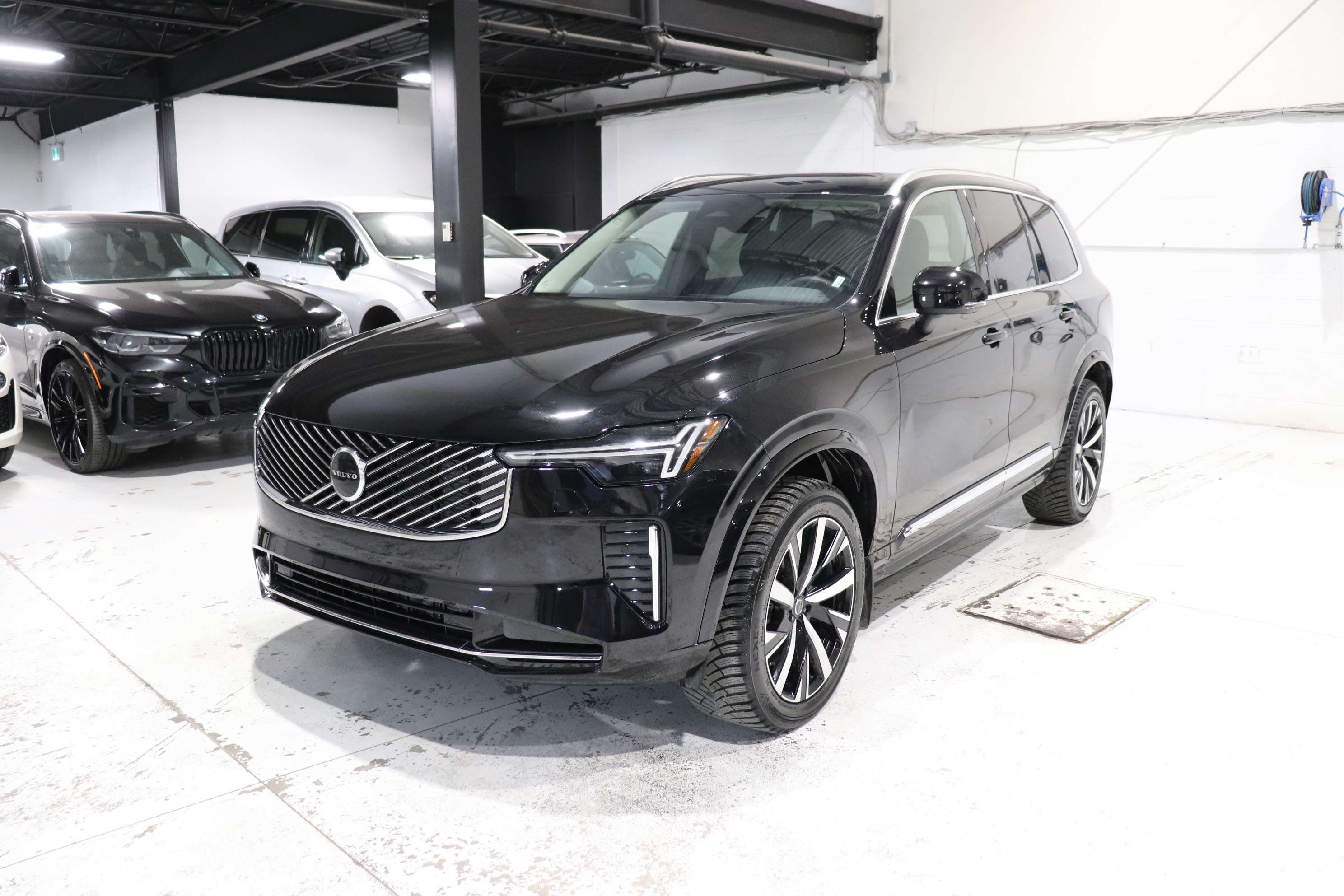 2026 Volvo XC90 B6 AWD Core version lustrée