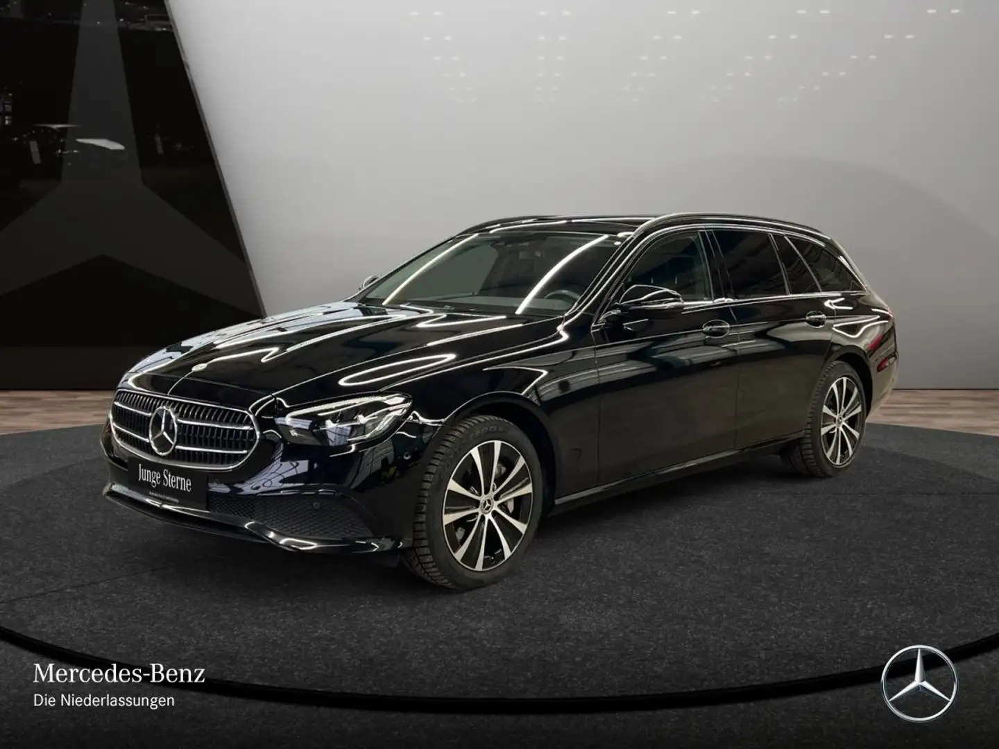 Mercedes-Benz E 300 de T AVANTG+NIGHT+PANO+LED+FAHRASS+BURMESTER Schwarz - 2