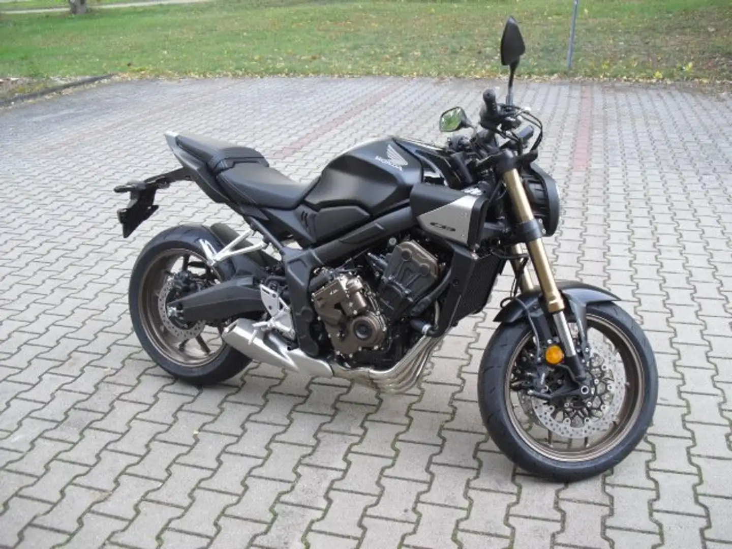 Honda CB 650 R E-Clutch Schwarz - 2