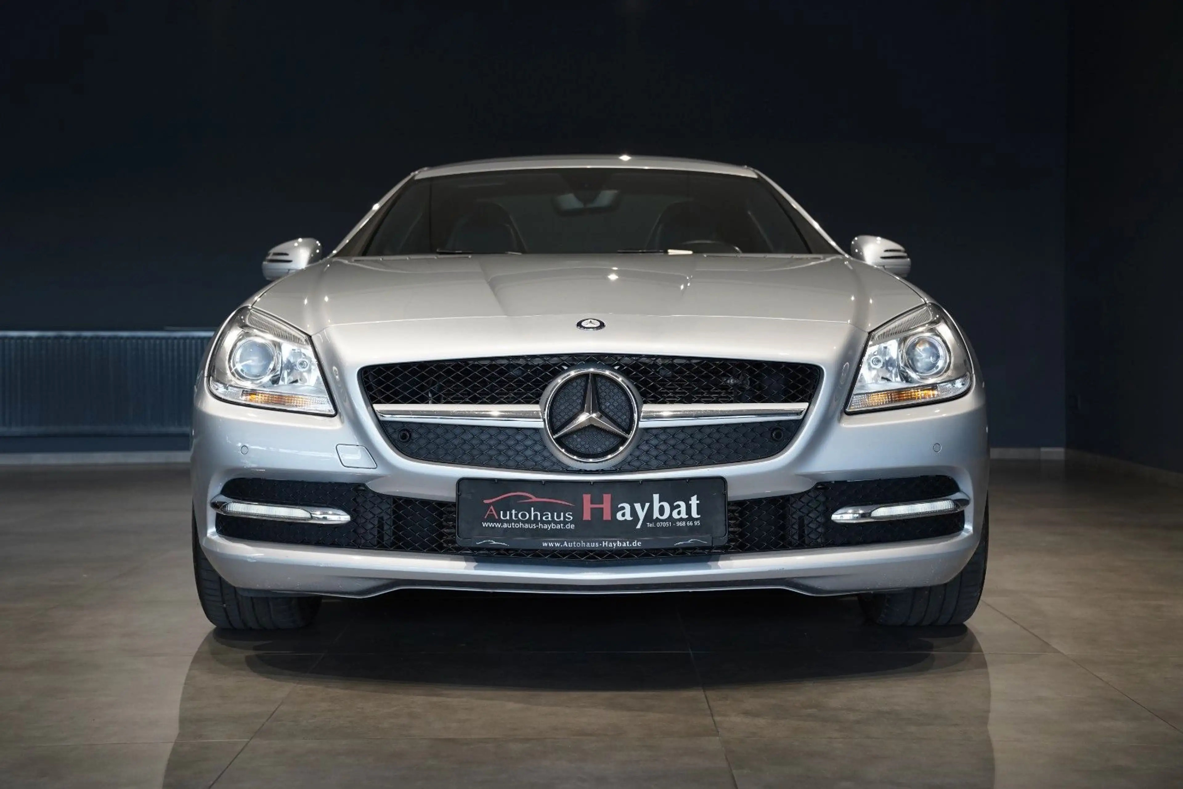 Mercedes-Benz SLK 200 BE 7G Navi-Leder-1.Hand — photo 2