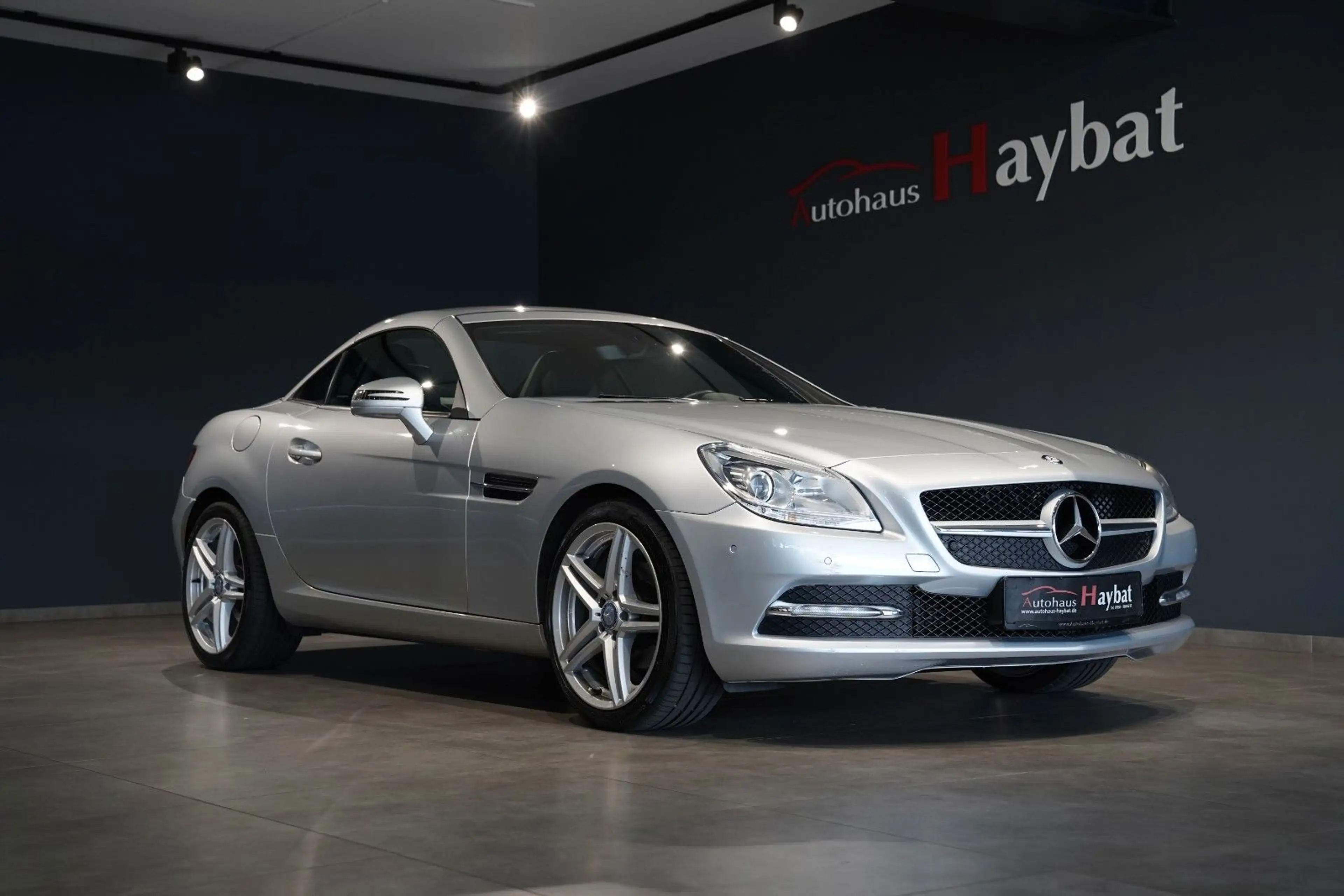Mercedes-Benz SLK 200 BE 7G Navi-Leder-1.Hand