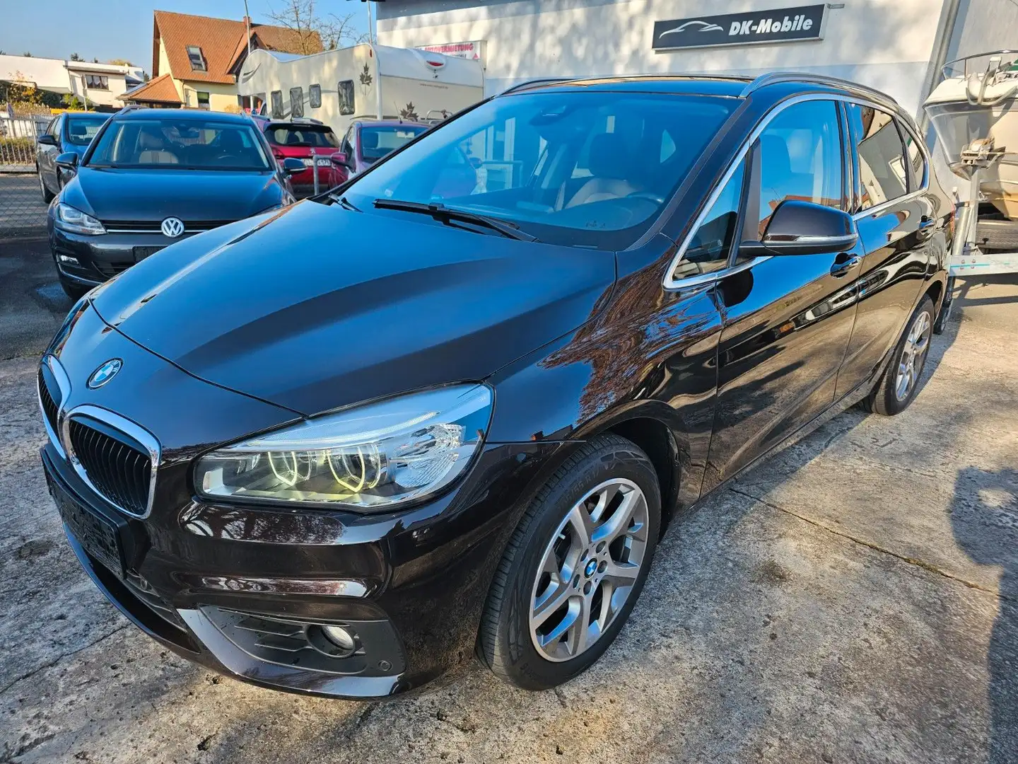 BMW 218 2 Active Tourer 218 i Advantage Navi PDC 1.H Braun - 1