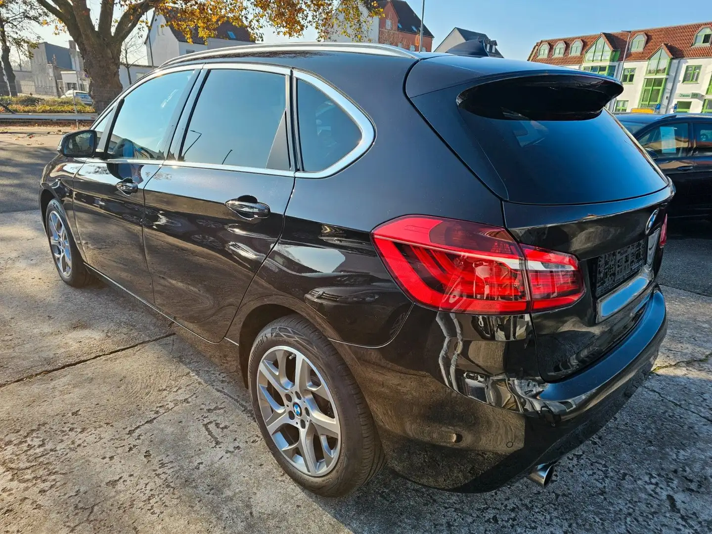 BMW 218 2 Active Tourer 218 i Advantage Navi PDC 1.H Braun - 2