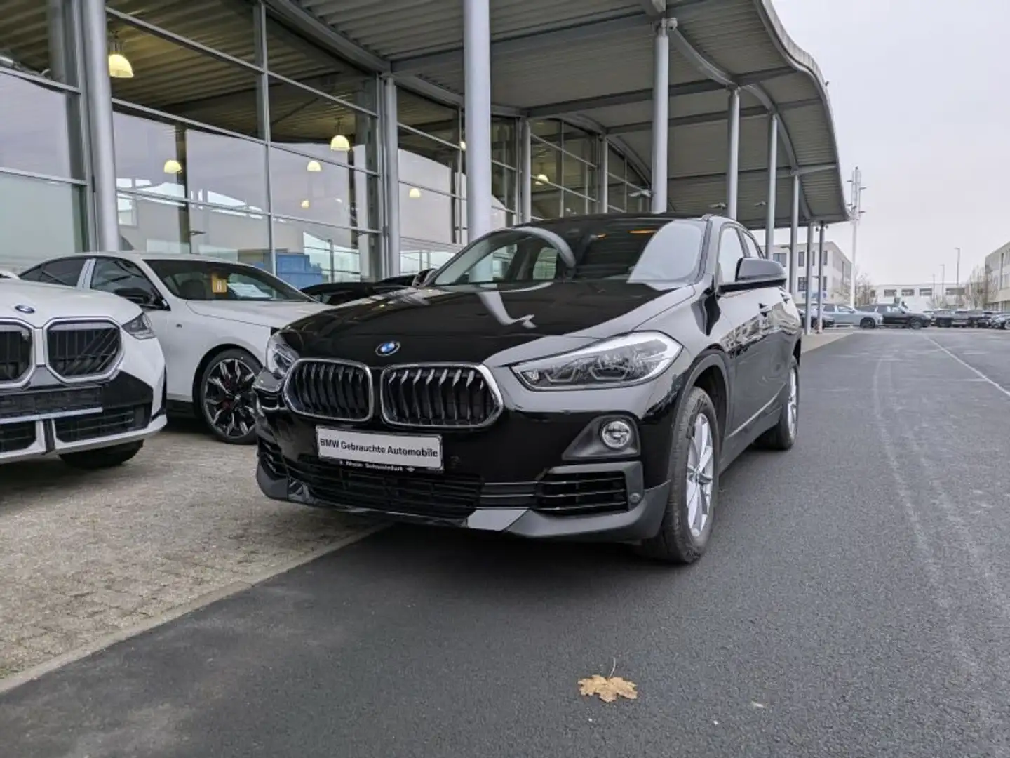 BMW X2 sDrive18i Advantage LED. Navi. Kamera. PDC. Schwarz - 2