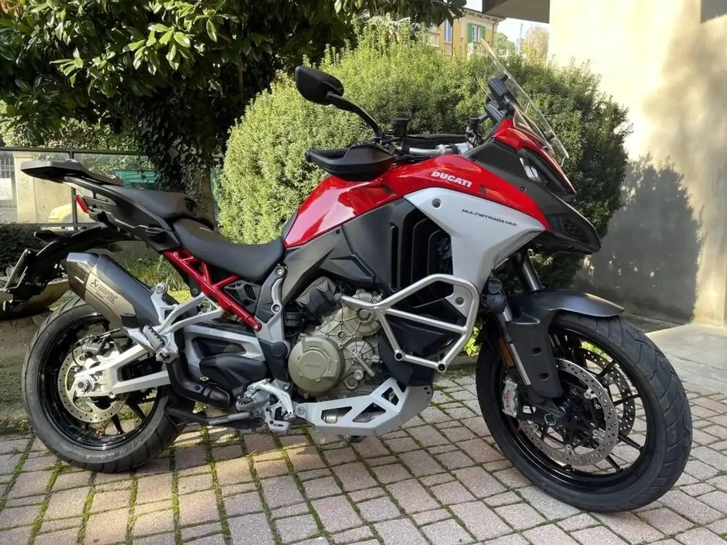 Ducati Multistrada V4 S Червоний - 2