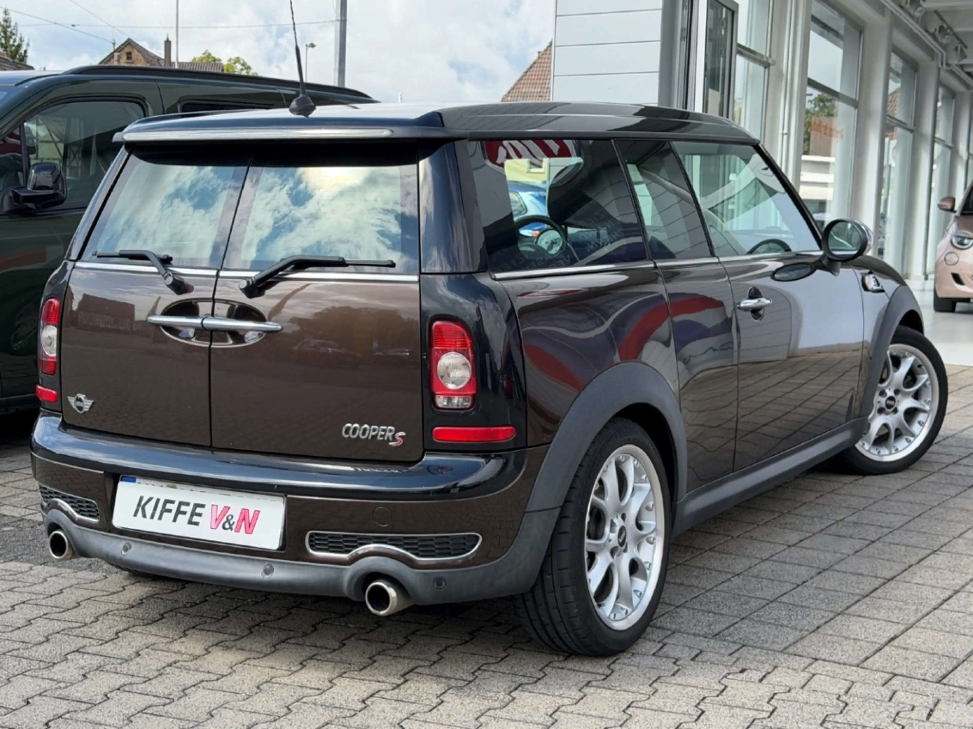 MINI Cooper S Clubman PANO Leder SHz Xenon Chili PDC S/S Regensensor — photo 4